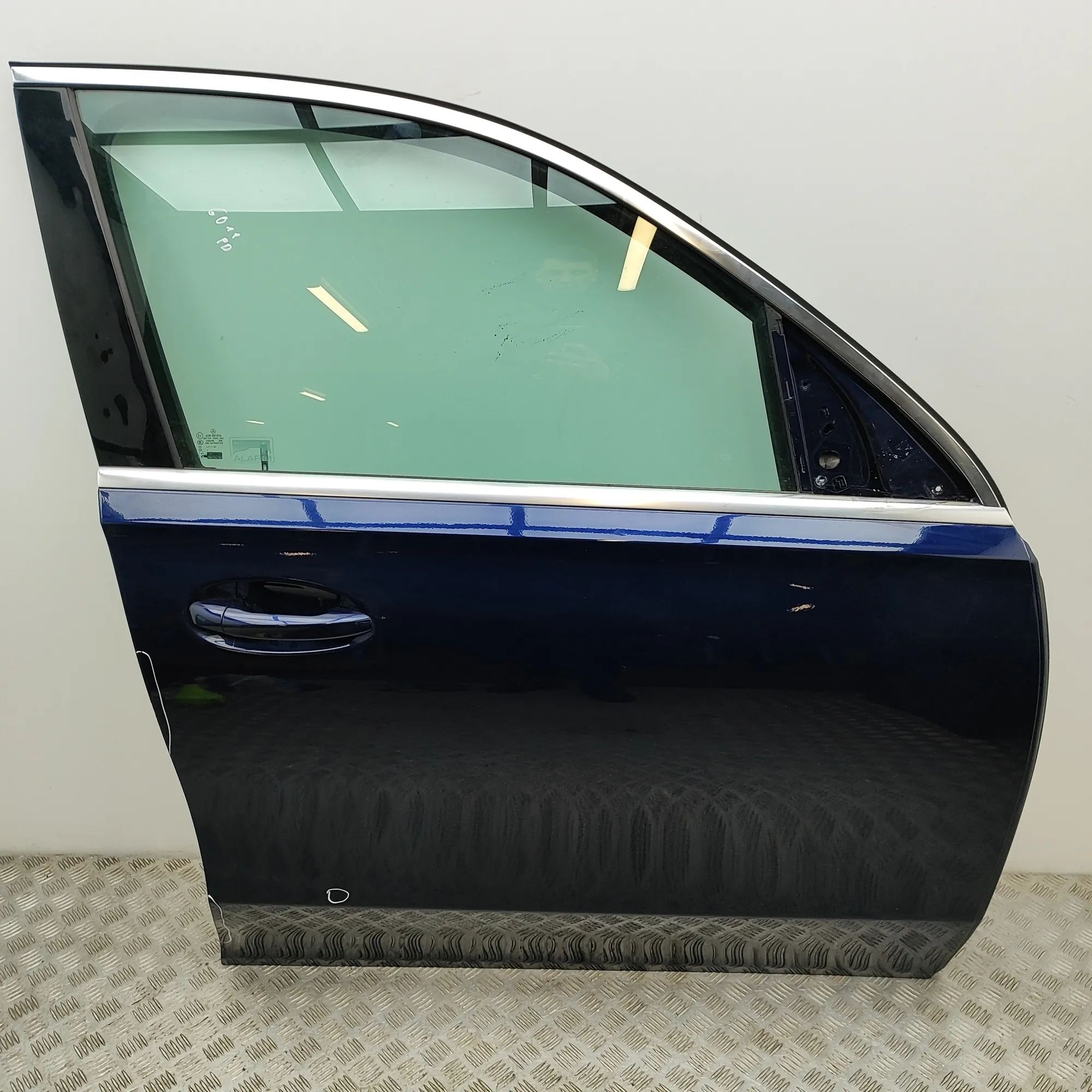Mercedes-Benz GLE (W167) Front Right Door A1677200600 Front Right Door MERCEDES-BENZ GLE ...