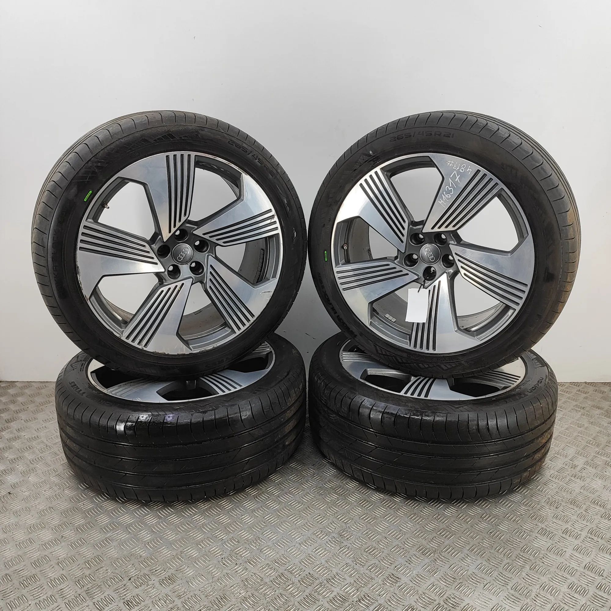 Audi e-tron Alloy Wheel Set 4KE601025F Alloy Wheel Set AUDI E-TRON (GEN) (2...