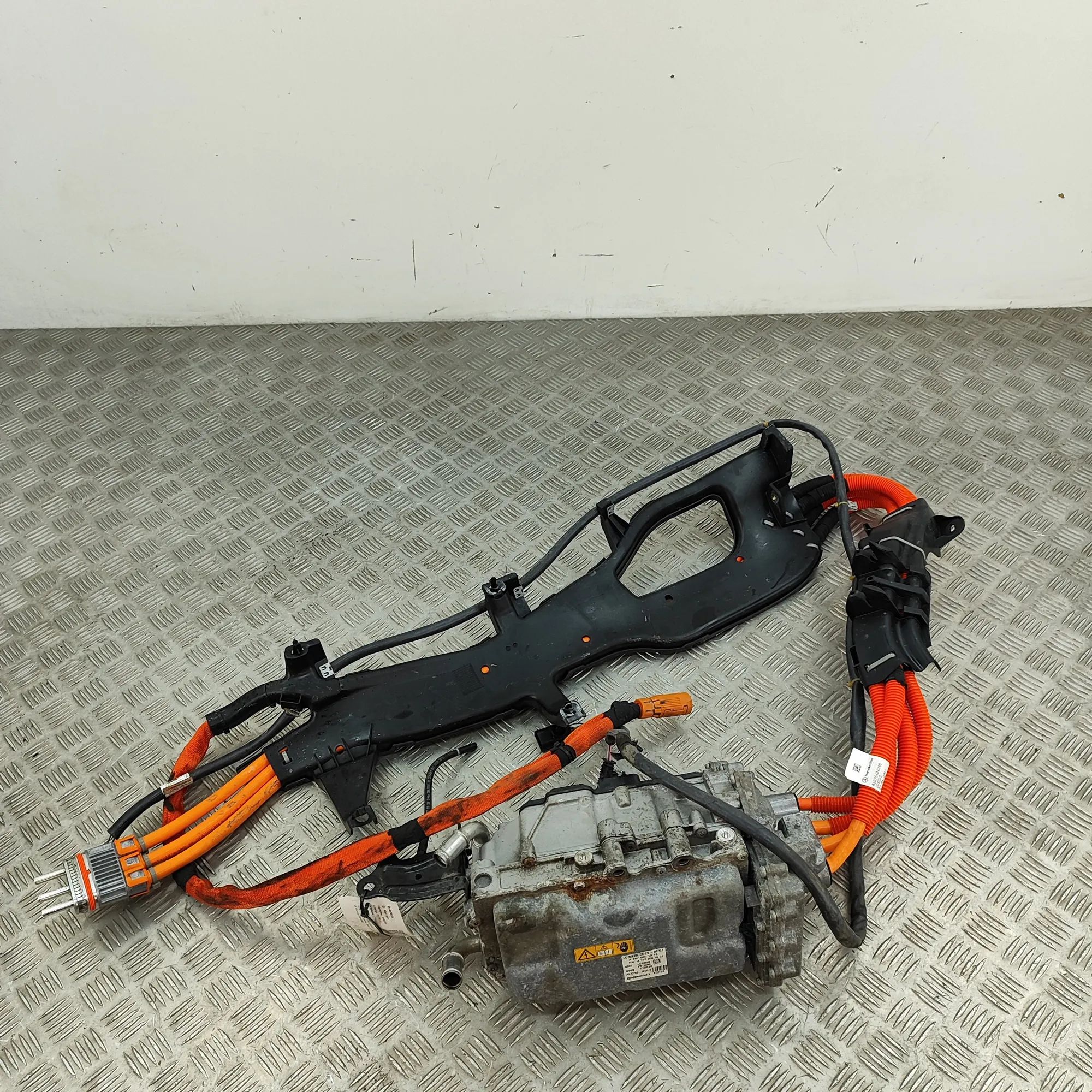 Mercedes-Benz GLE (W167) Invertteri A1679063801, A1679001018 Inverter MERCEDES-BENZ...