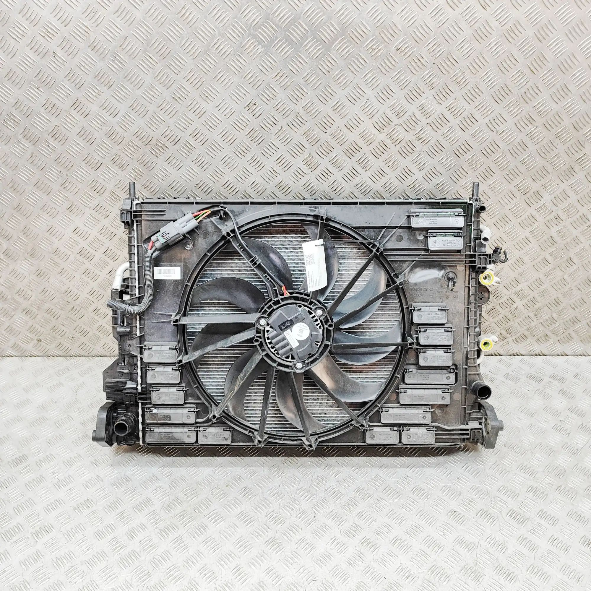 Volvo S60 Cooling Radiator Pack 32138766, 31657362, 31493262 Cooling Radiator P...