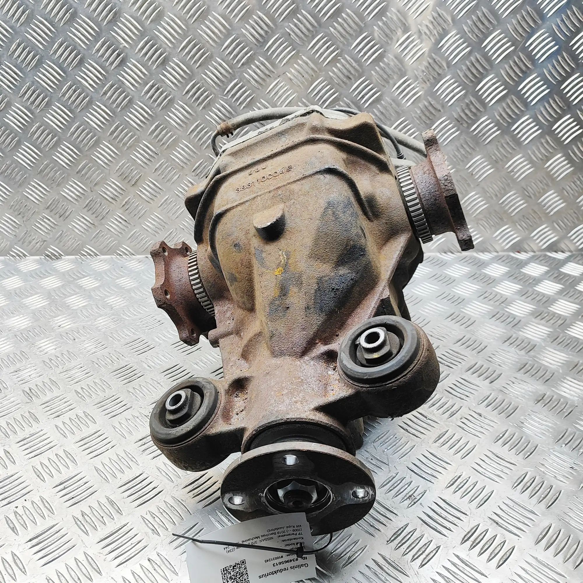 Nissan 370Z tagadiferentsiaal 38301-EH53E Rear Differential NISSAN 370 (Z Cou...