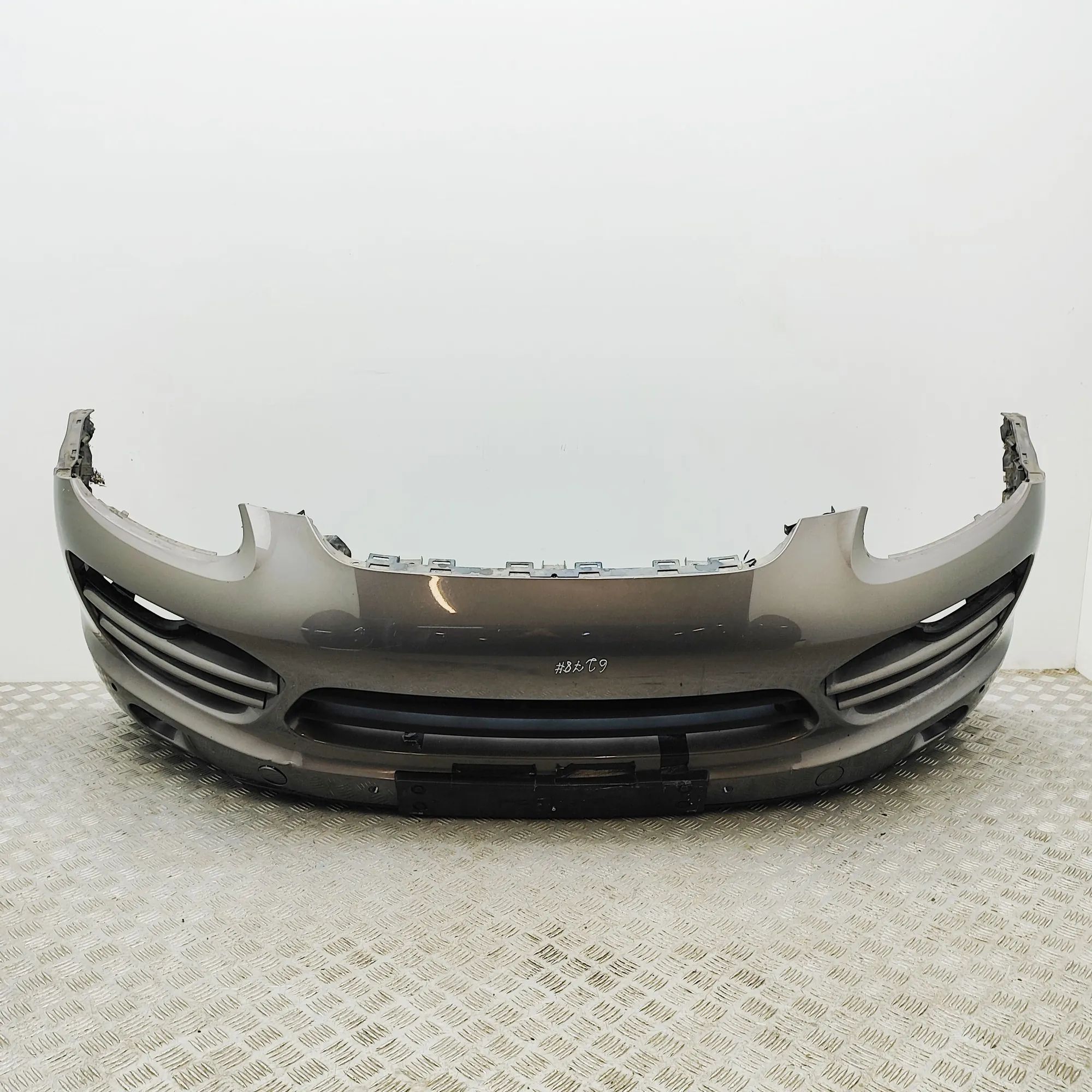 Porsche Cayenne front bumper Front bumper — PORSCHE CAYENNE (92A) (2010-...)...