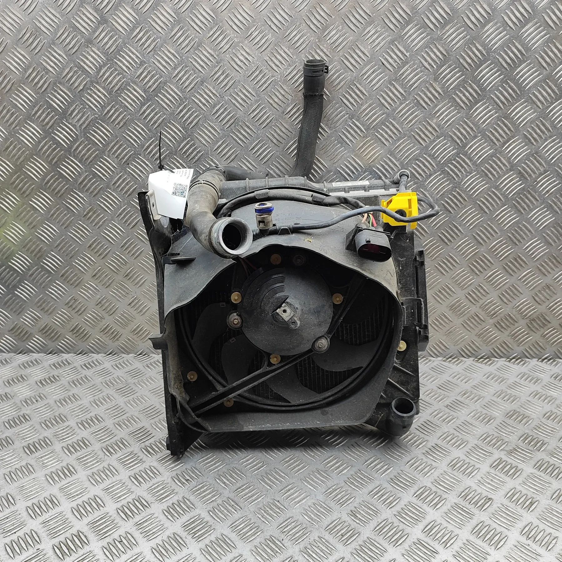 Porsche 911 (991) Cooling Radiator Pack 99110603413, 99110613203 Cooling Radiator Pack ...