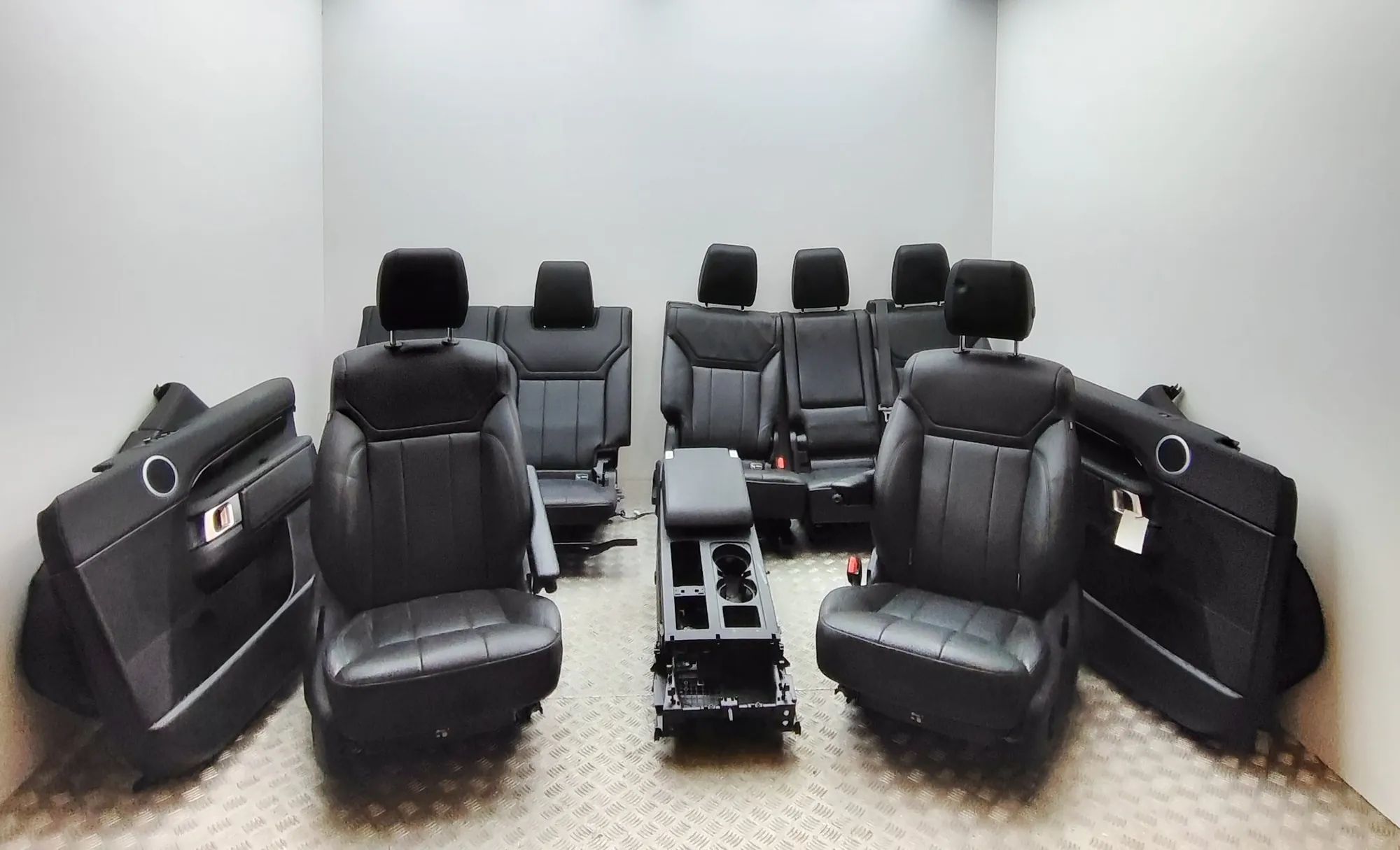 Land Rover Discovery Interior Seats W/ Door Cards Kit HY32-045J40-A Interior Seats W/ Door Cards Kit ...