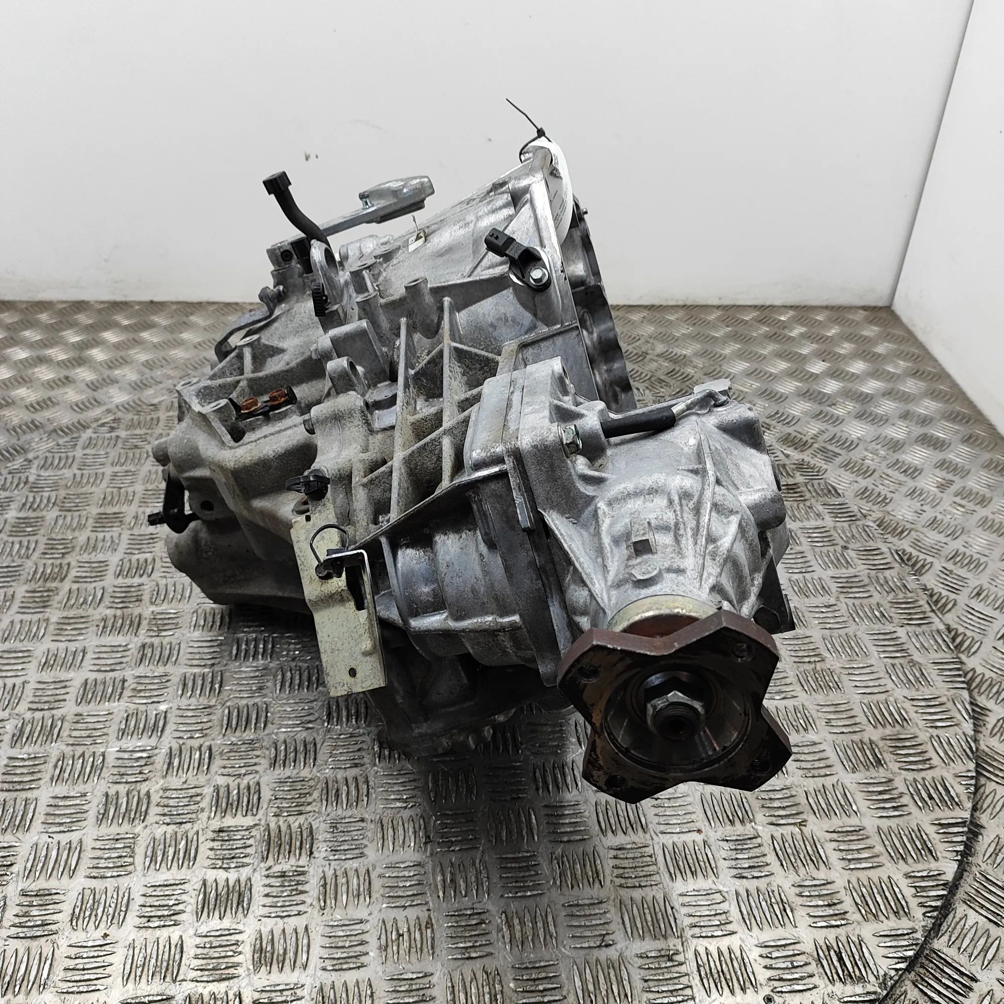 Nissan Qashqai (J11) Gearbox 32010-4EA7E, 6MT Gearbox NISSAN QASHQAI (II J11...