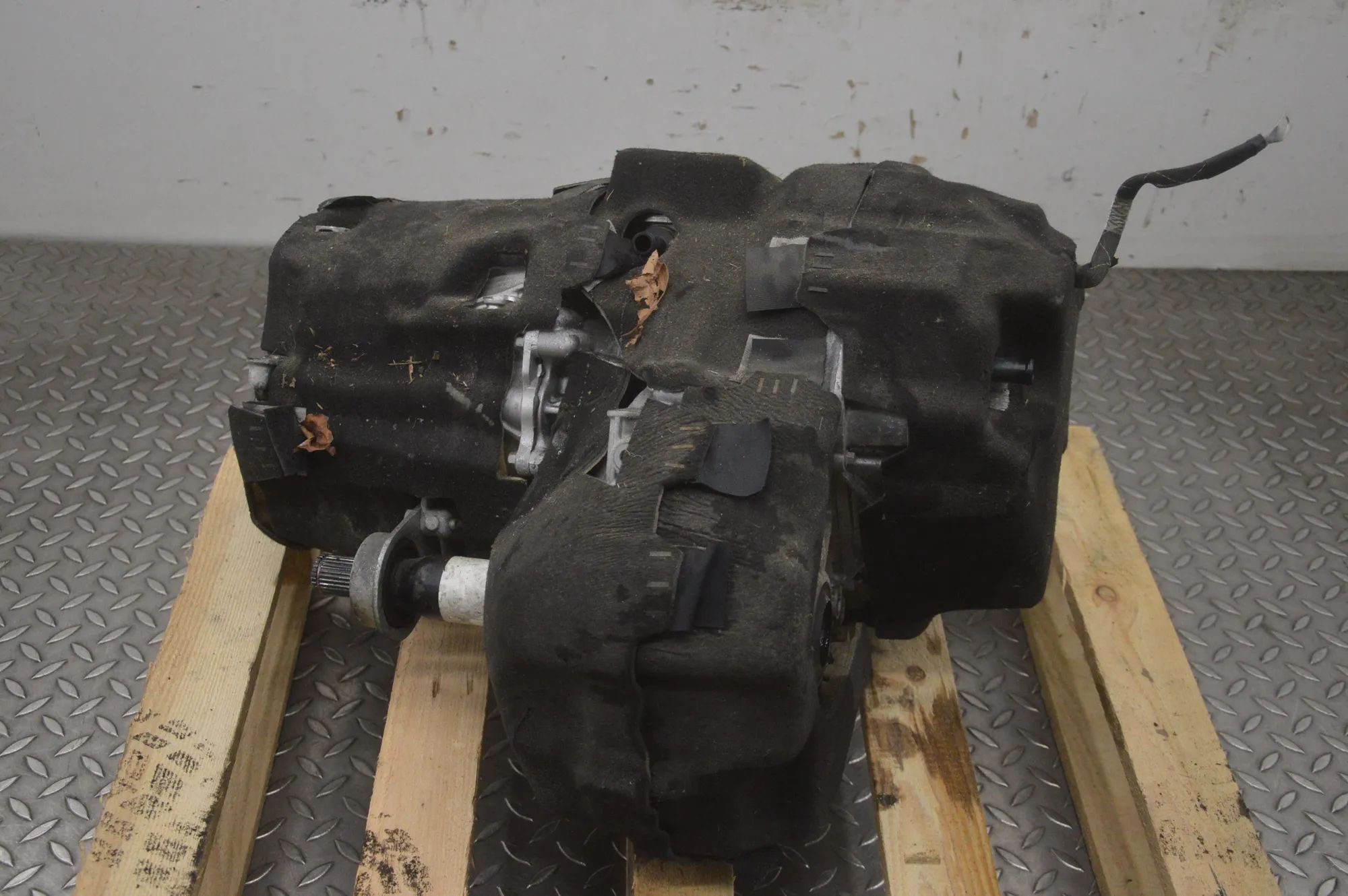 Tesla Model S Electric motor EV 1035000-00-J, 1035267-01-A, 1035300-00-E, 10351...