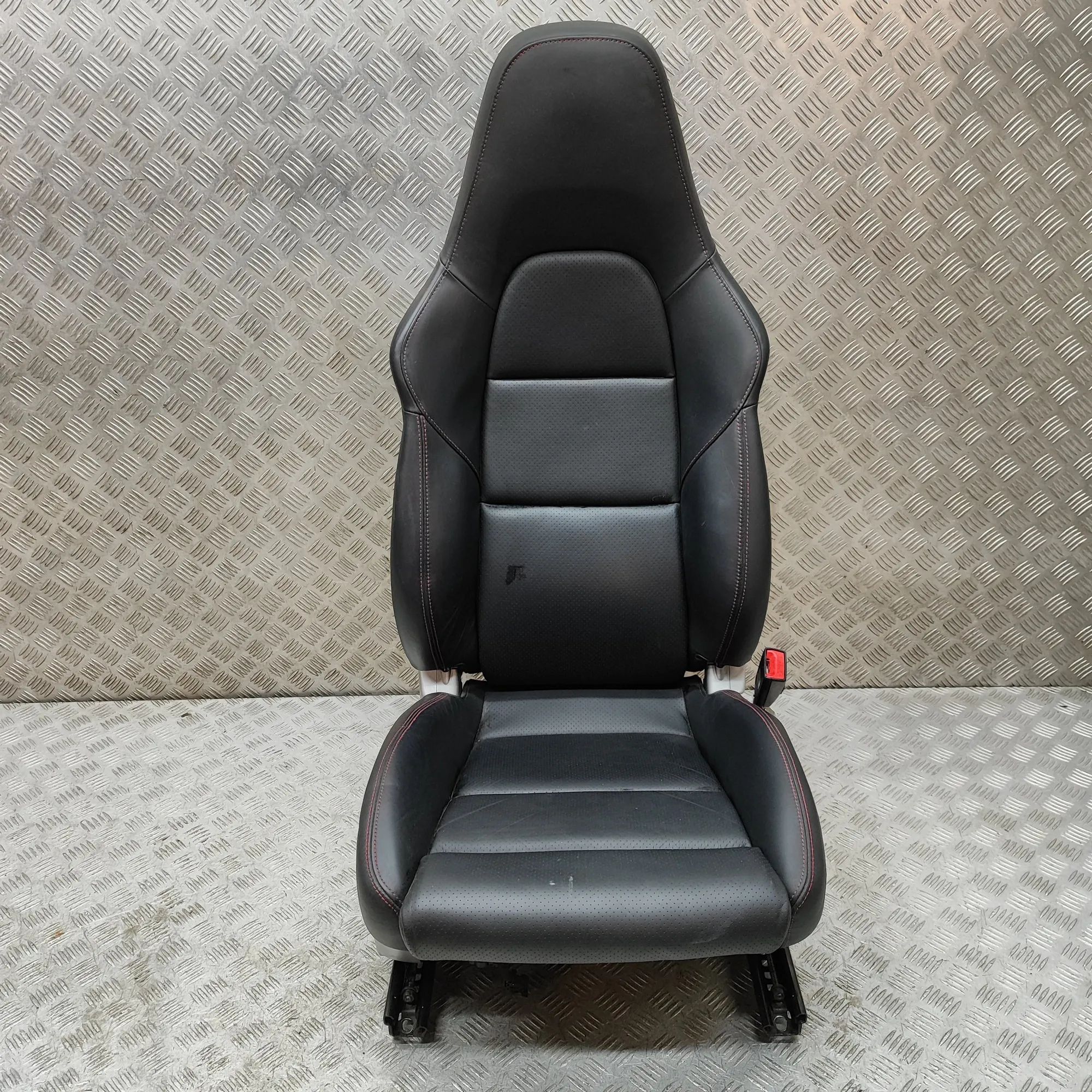 Porsche Boxster (981) Front Right Seat 9P1881045AB, 9P1881106G Front Right Seat PORSCH...