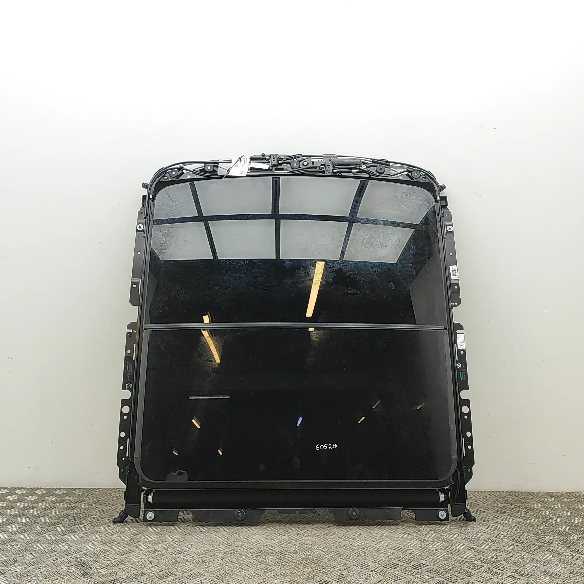 BMW X6 (G06) Sunroof 9880248, 5A0C759, 10041604A, 10030661A, 9880242...