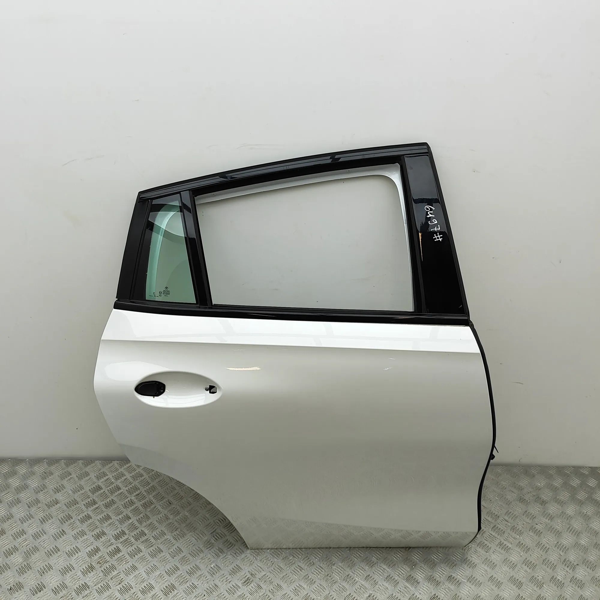 BMW X6 (G06) Rear Right Door 8497452 Rear Right Door BMW X6G06 (2019-...)

P...