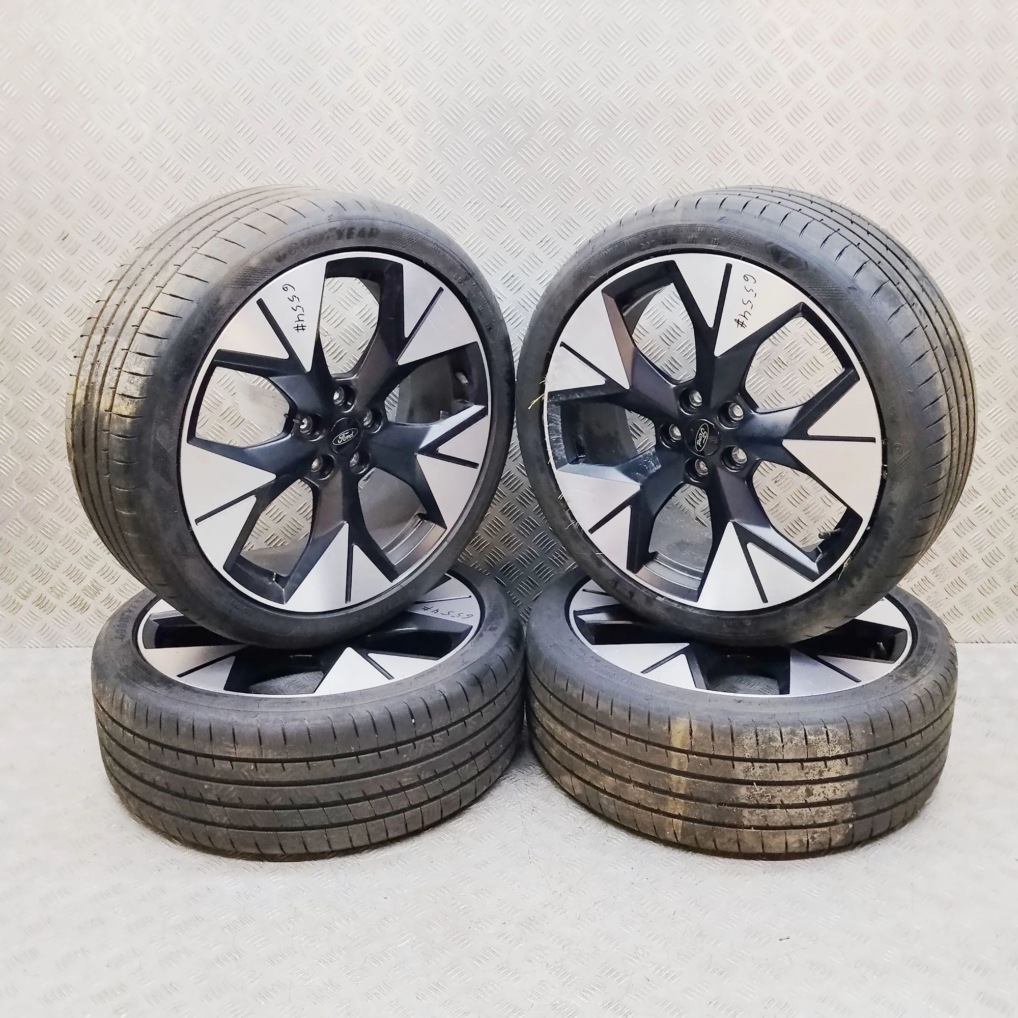 Ford Puma Alloy Wheel Set R1TC-1007-C1A Alloy Wheel Set FORD PUMA (J2K, C...