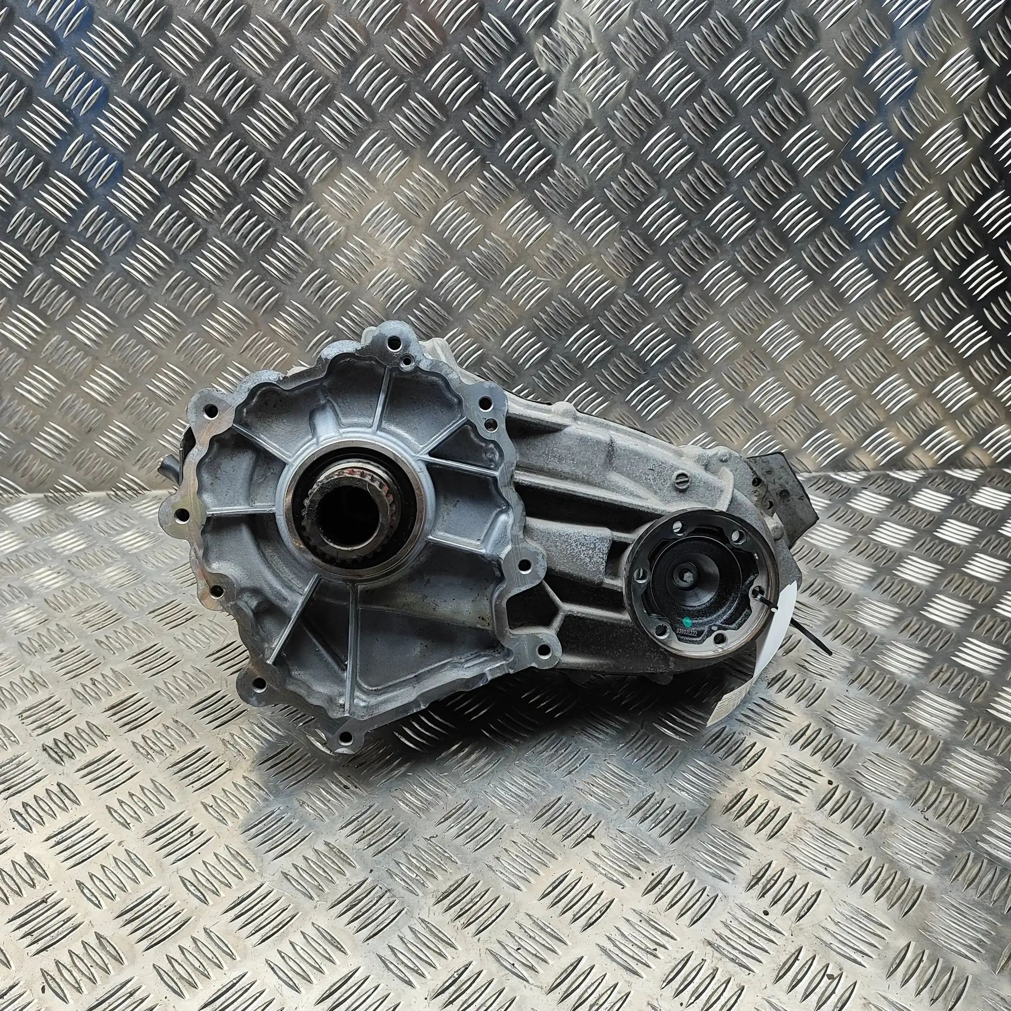 Mercedes-Benz GLE (W167) Transfer box A1679011303, A1672807300 Transfer Box MERCEDES-...