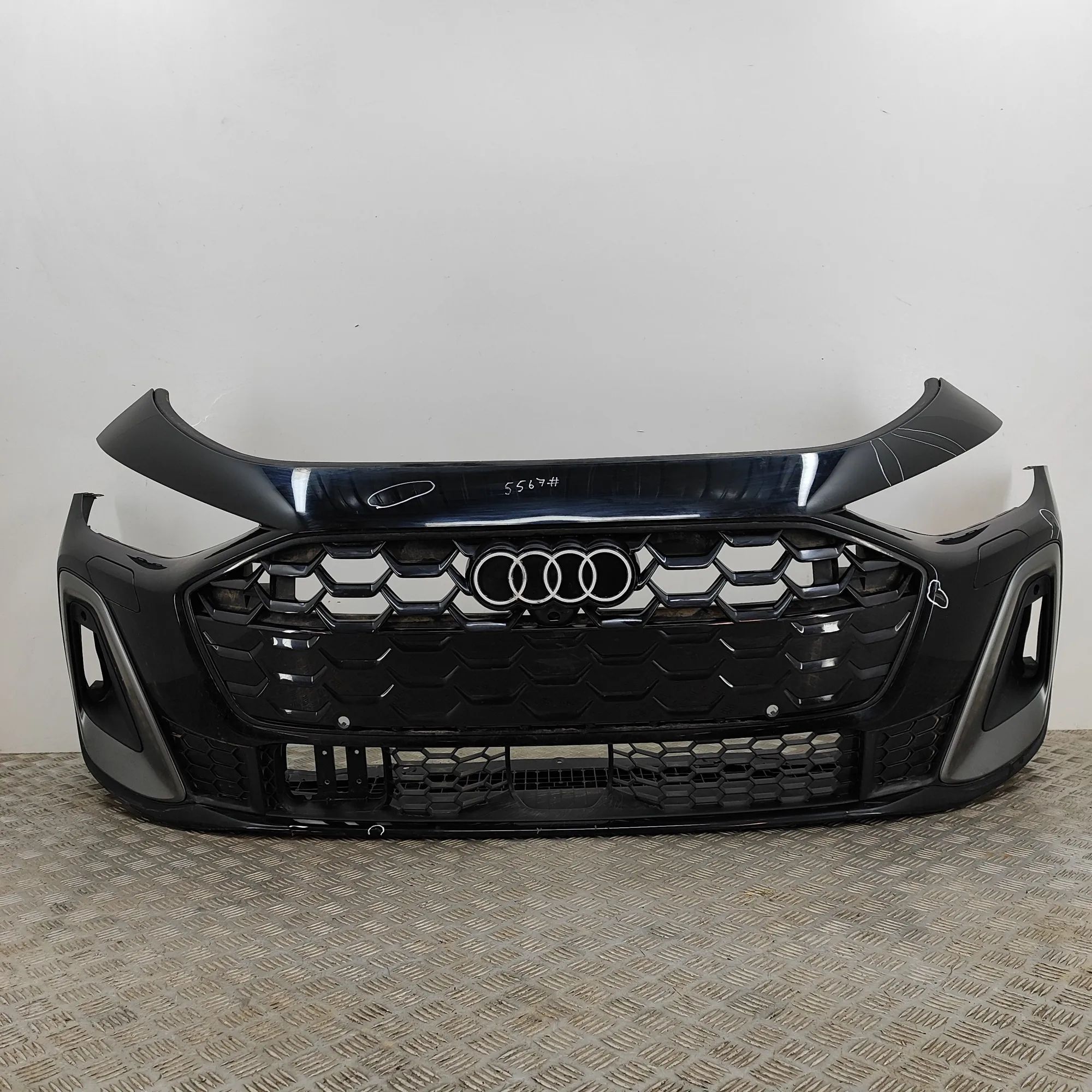 Audi A5 (B10) front bumper 8B3807611A, 8B3807437C, 8B3853651A Front Bumper...