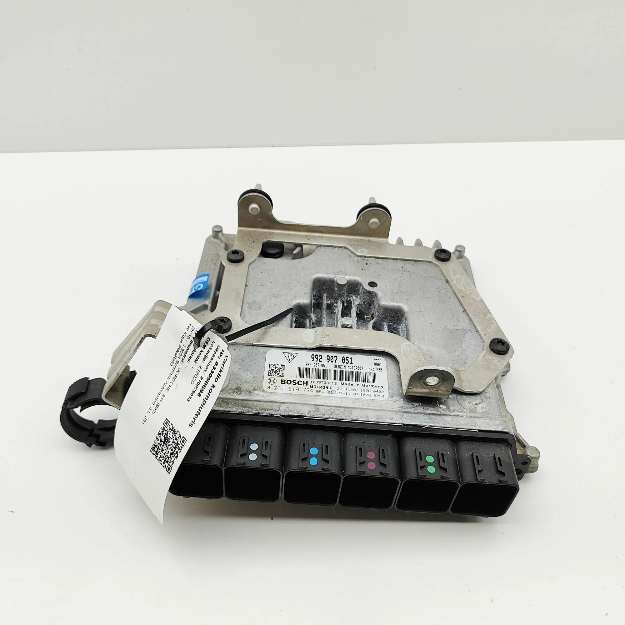 Porsche 911 (992) Engine Control Unit 0261S19734, 1039T33713, 992907051 Engine Contro...