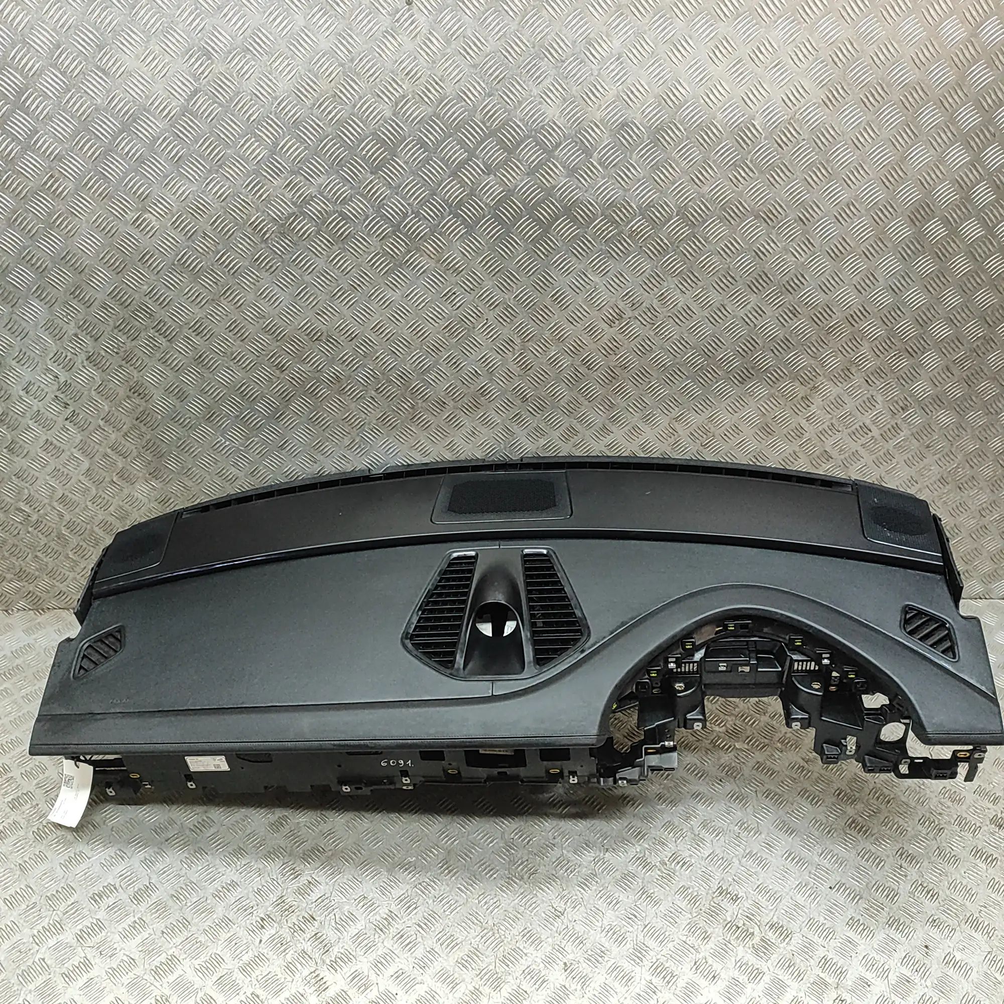 Porsche Macan (XAB) Dashboard 95C857003C Dashboard PORSCHE MACAN (XAB) (2024-...