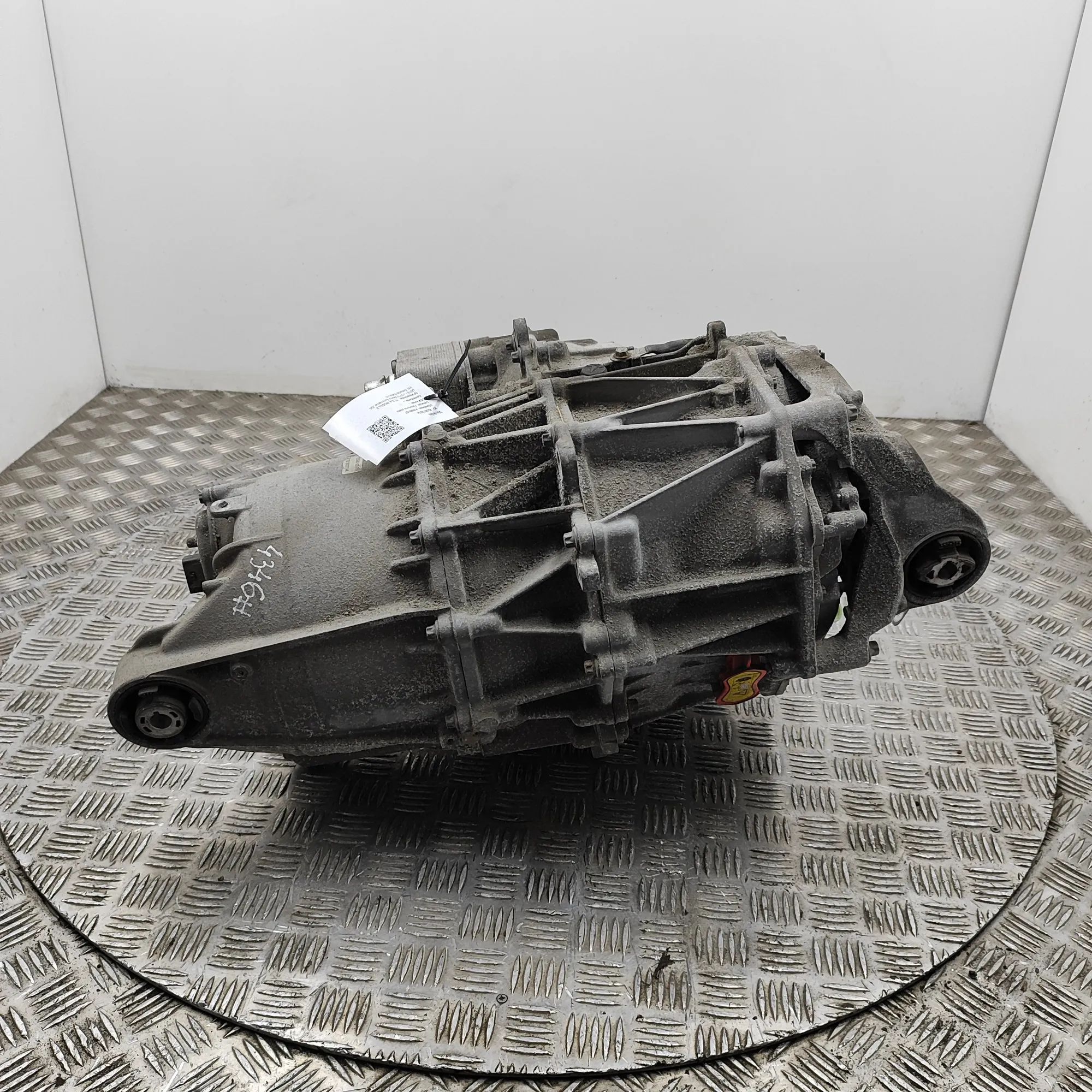 Tesla Model 3 Electric motor EV 1096215-00-C, 1120990-00-F Electric motor EV TE...