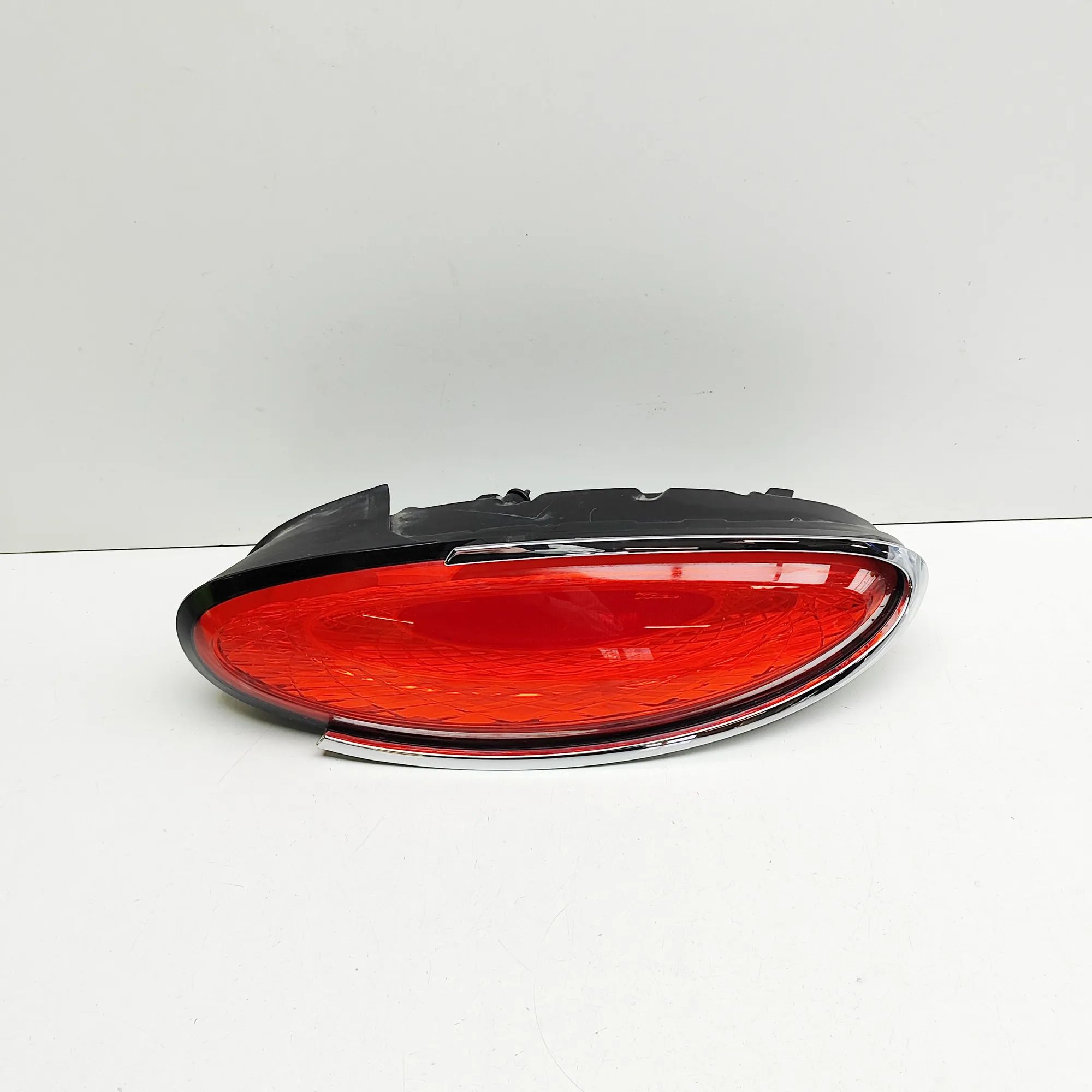 Bentley Continental GT, GTC, Flying Spur Rear Right Tail Light 3SD945096C Rear Right Tail Light BENTLEY CONTIN...