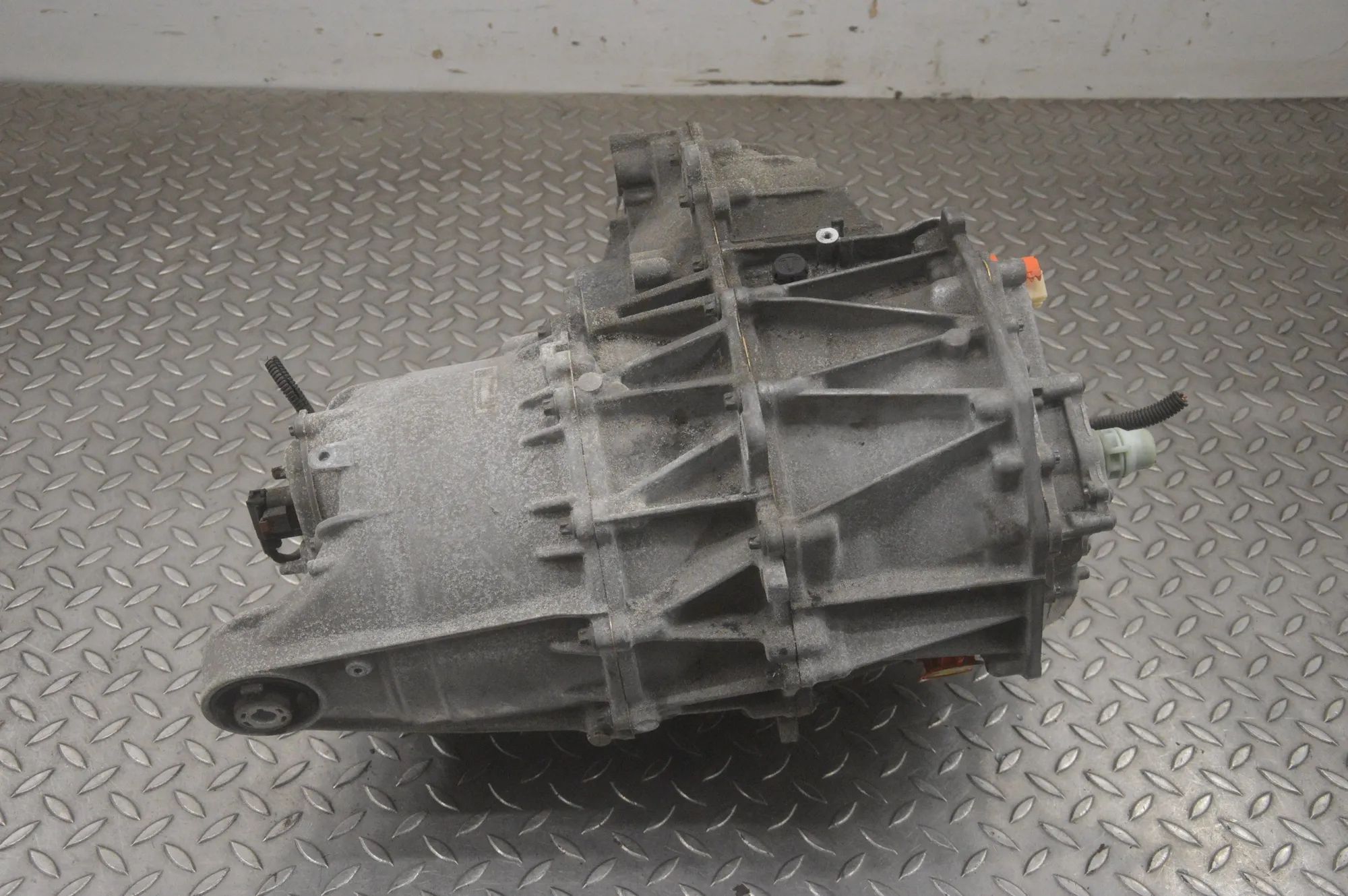 Tesla Model 3 Electric motor EV 1085693-00-F, 1087312-00-E, 1117428-00-C, 10679...
