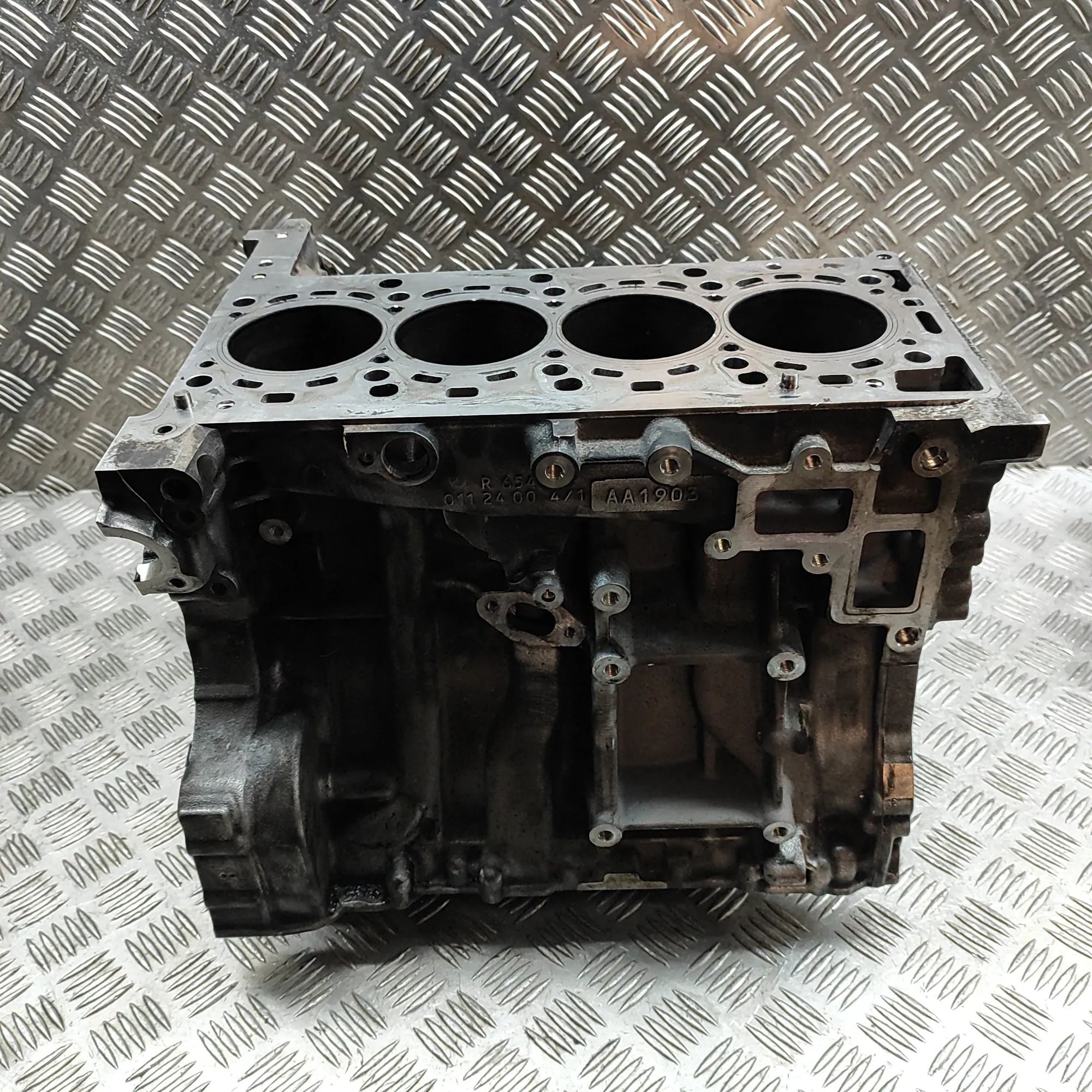 Mercedes-Benz GLE (W167) moottorilohko 654.920, R6540112400 Engine Block MERCEDES-BENZ...