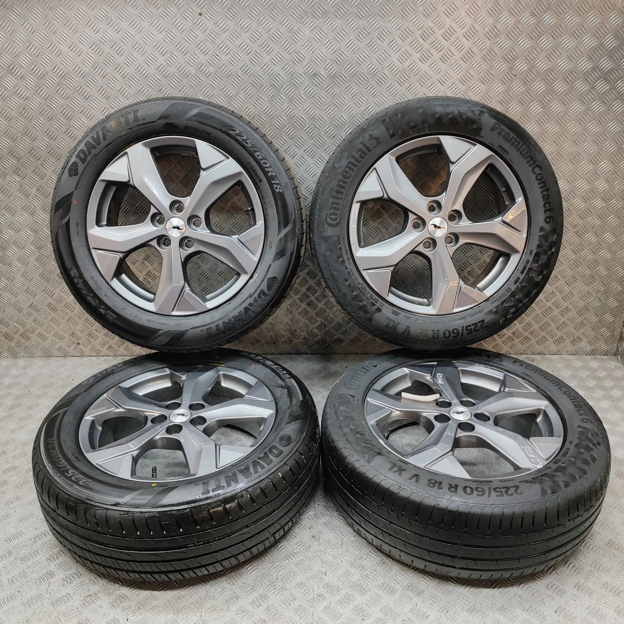 Alloy Wheel Set Brand/Model: FORD USA MUSTANG
Year: 2024
Engine...