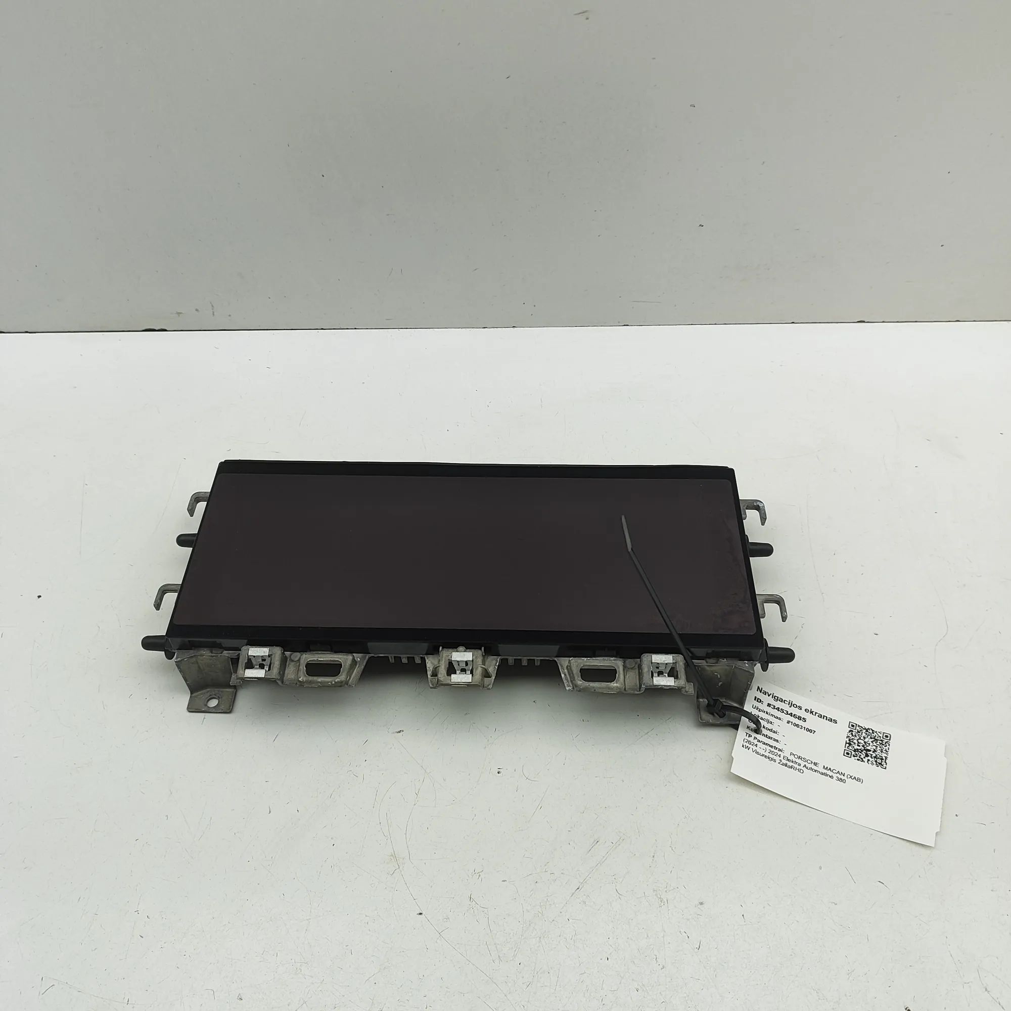 Porsche Macan (XAB) Navigation Screen Display 95C919597Q Navigation Screen Display PORSCHE MA...