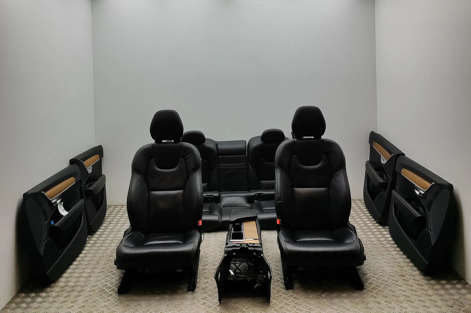Volvo S90 Interior Seats W/ Door Cards Kit 39835745, 31393164, 31393232, 31379156, 3137915...