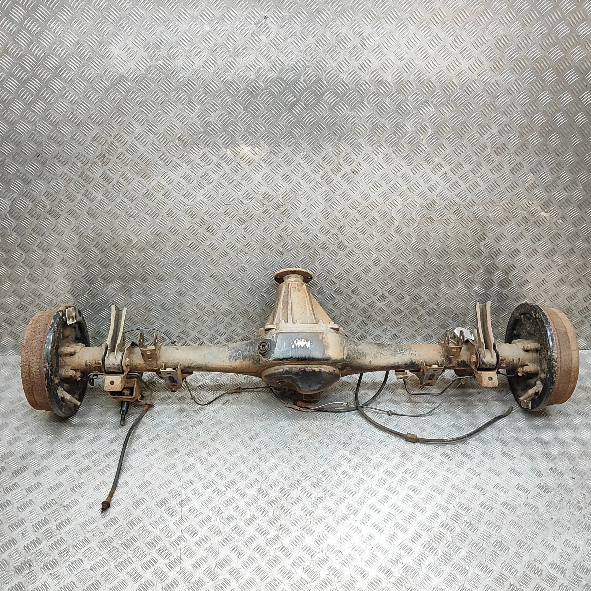 Rear Axle Brand/Model: NISSAN NP300
Year: 2016
Engine: 23...