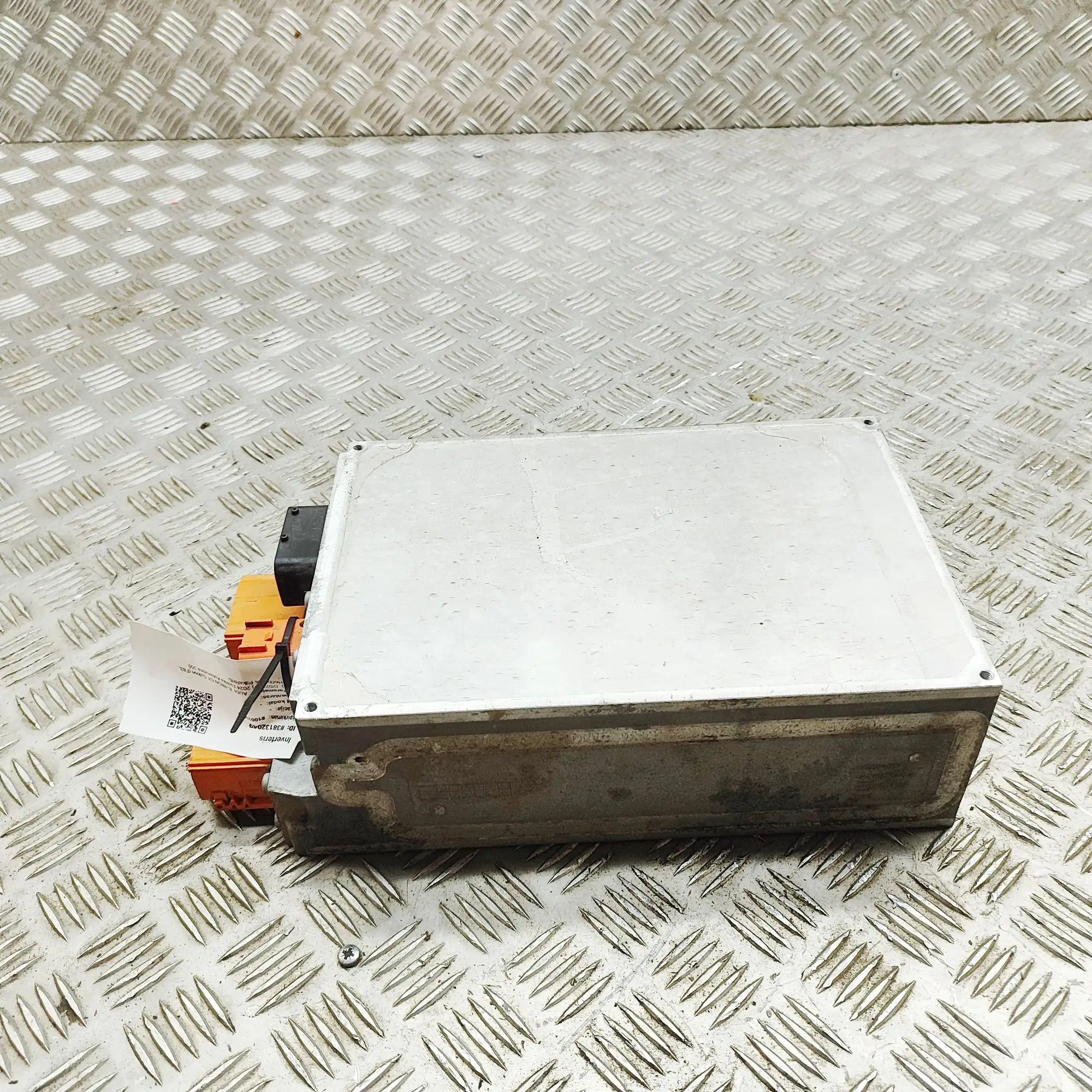 Audi e-tron GT (FW) Invertteri 5QE915684DA Inverter AUDI E-TRON GT (Saloon F83...