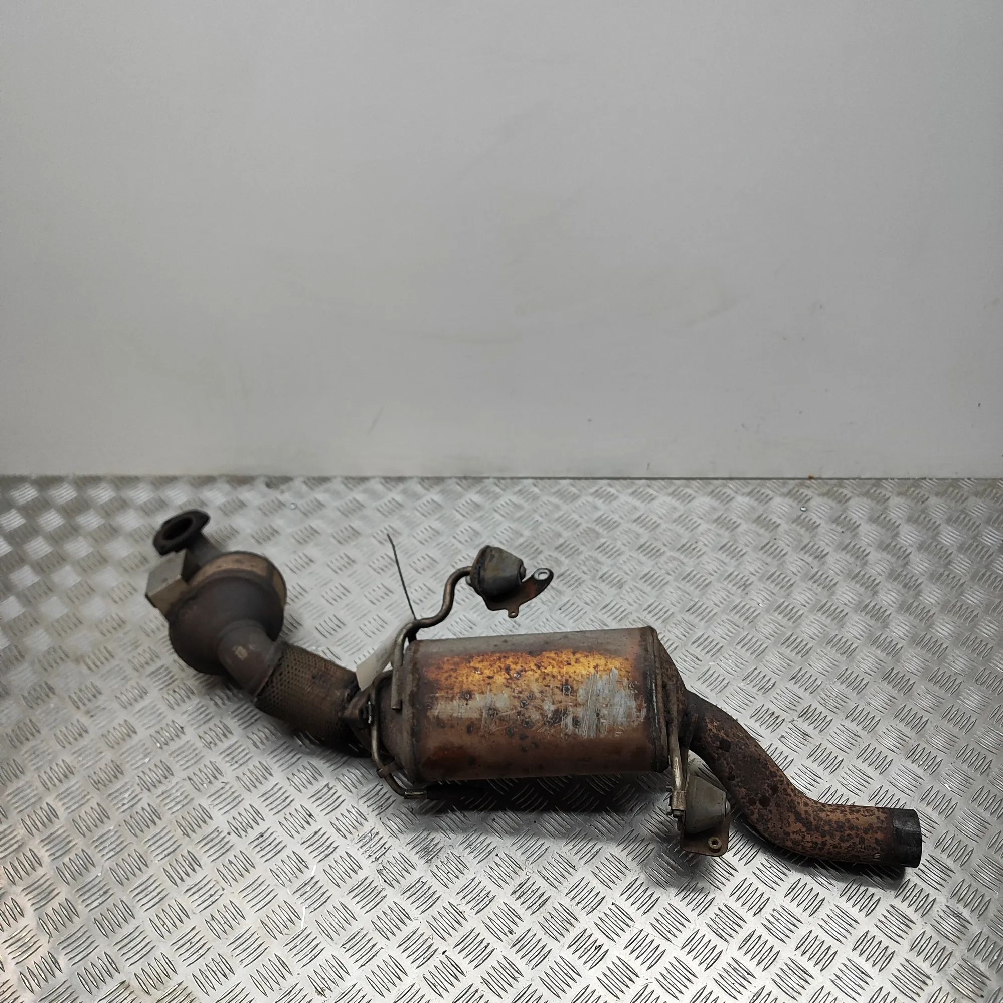 Porsche Cayenne Catalyst Converter 7L8181AB, 7L8254800F, 7L8131709H Catalyst Conve...