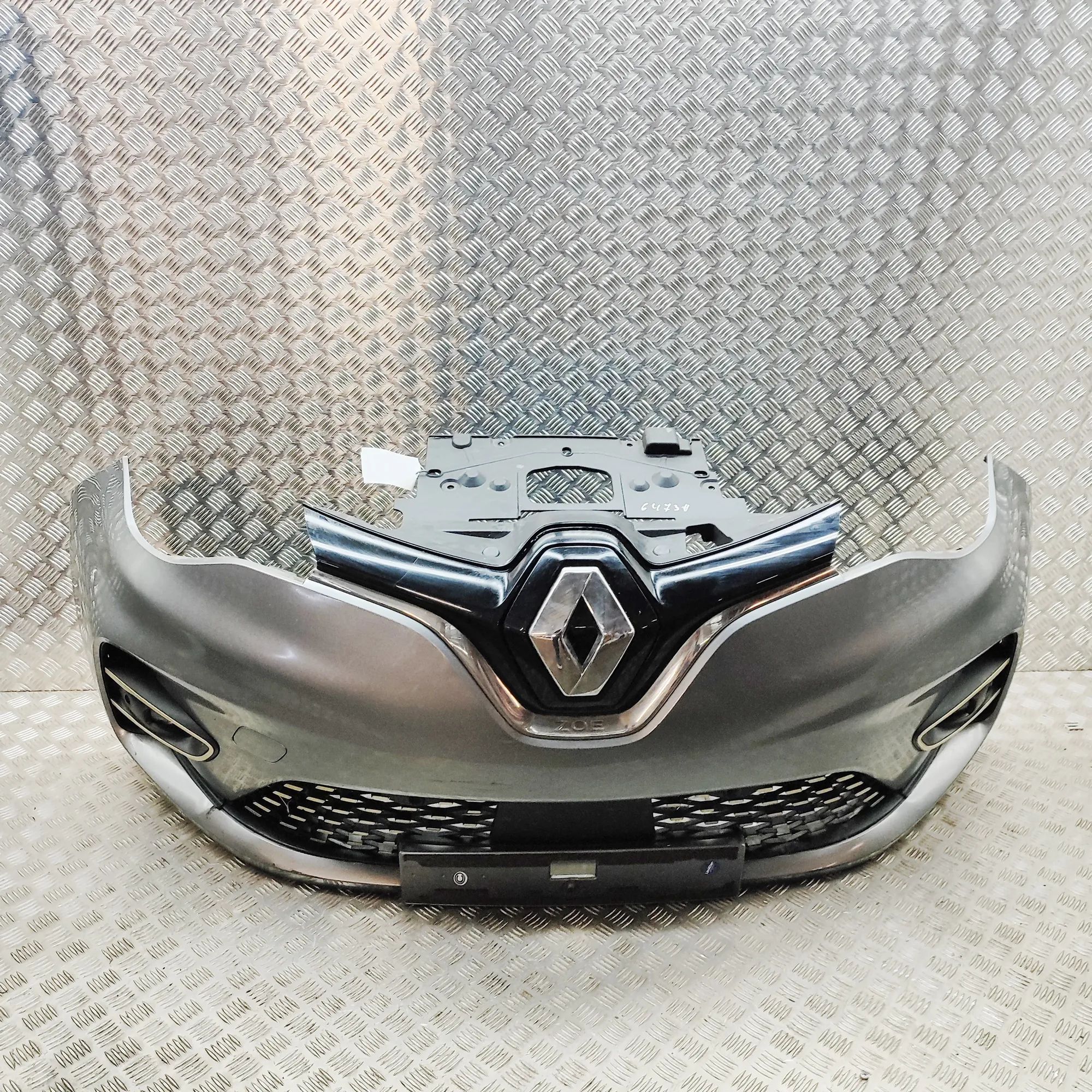 Renault Zoe front bumper 261504122R, 261550862R Front Bumper RENAULT ZOE...