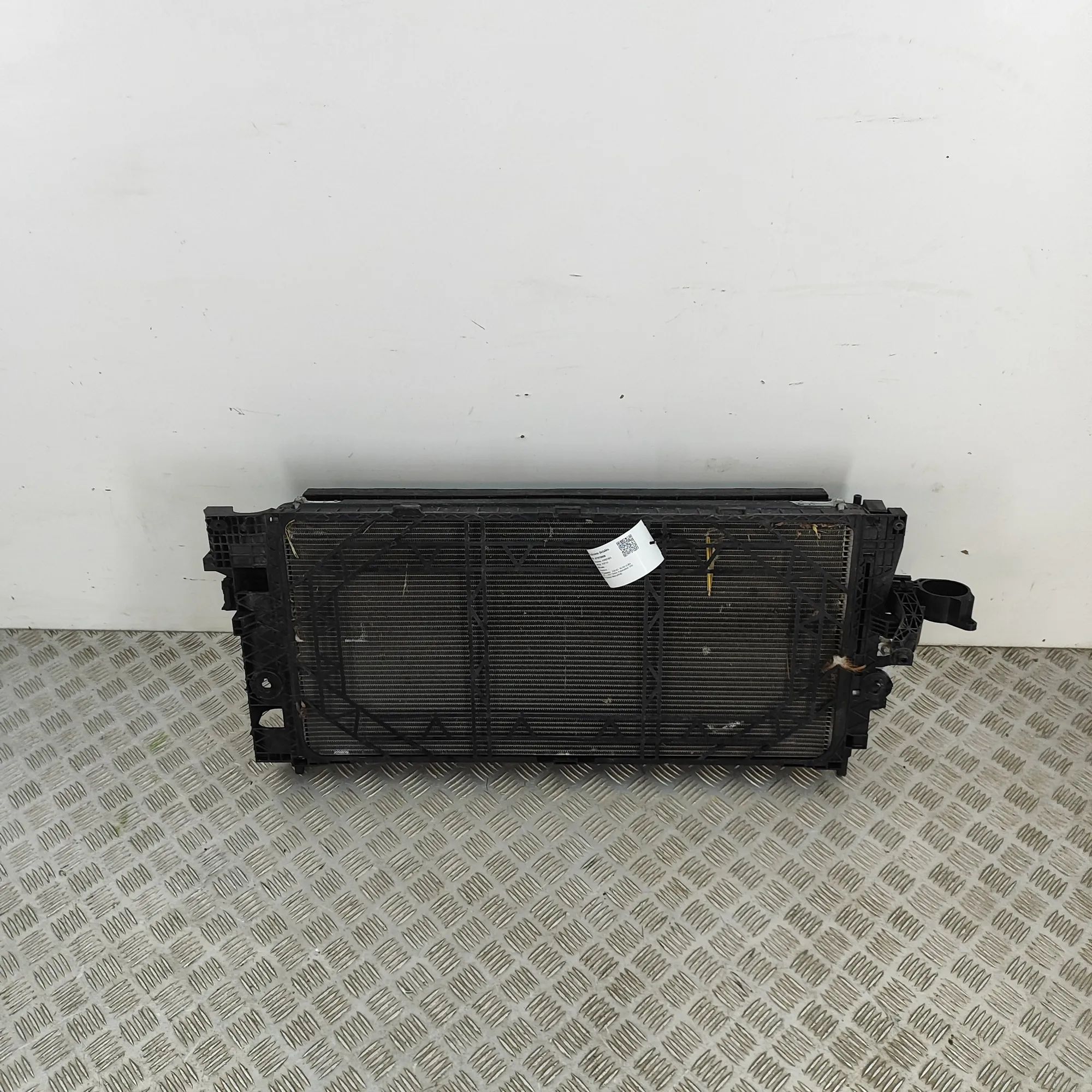 Volvo XC40 / EX40 Cooling Radiator Pack 31686169, 31686548 Cooling Radiator Pack VOLVO ...