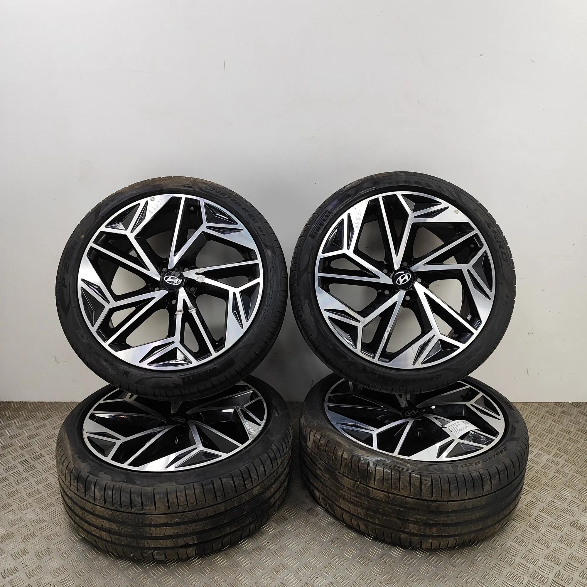 Hyundai Ioniq 5 Alloy Wheel Set 52910-KL310 Alloy Wheel Set HYUNDAI IONIQ (6 CE...