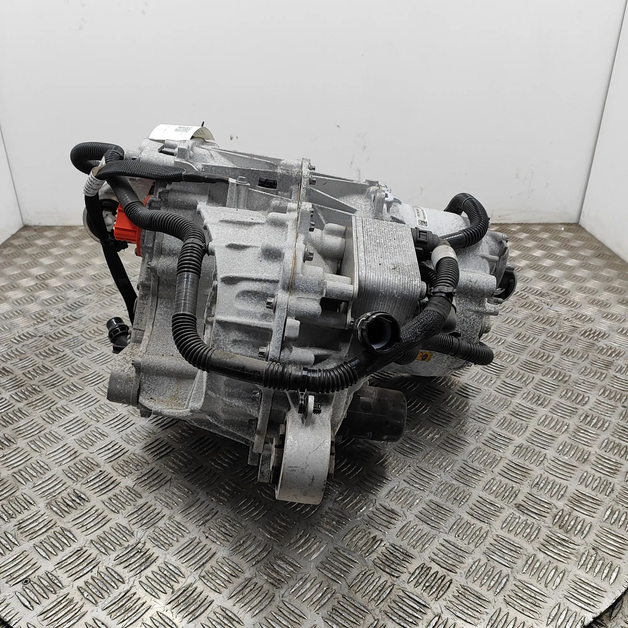 Tesla Model Y Electric motor EV 1085693-20-F, 1117428-00-C, 1095337-00-D, 15648...