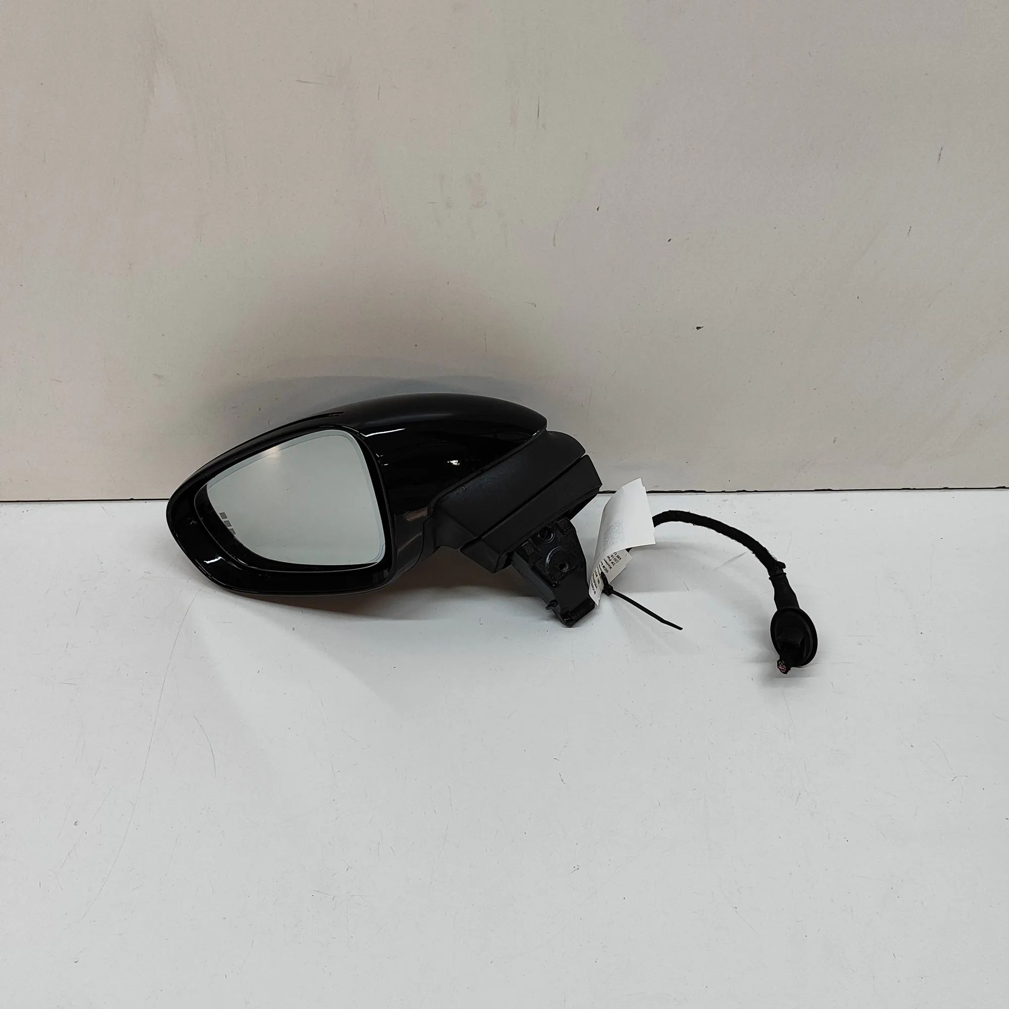 Porsche Taycan Left Side Wing Mirror 9J1857411C Left Side Wing Mirror PORSCHE TAYCAN...