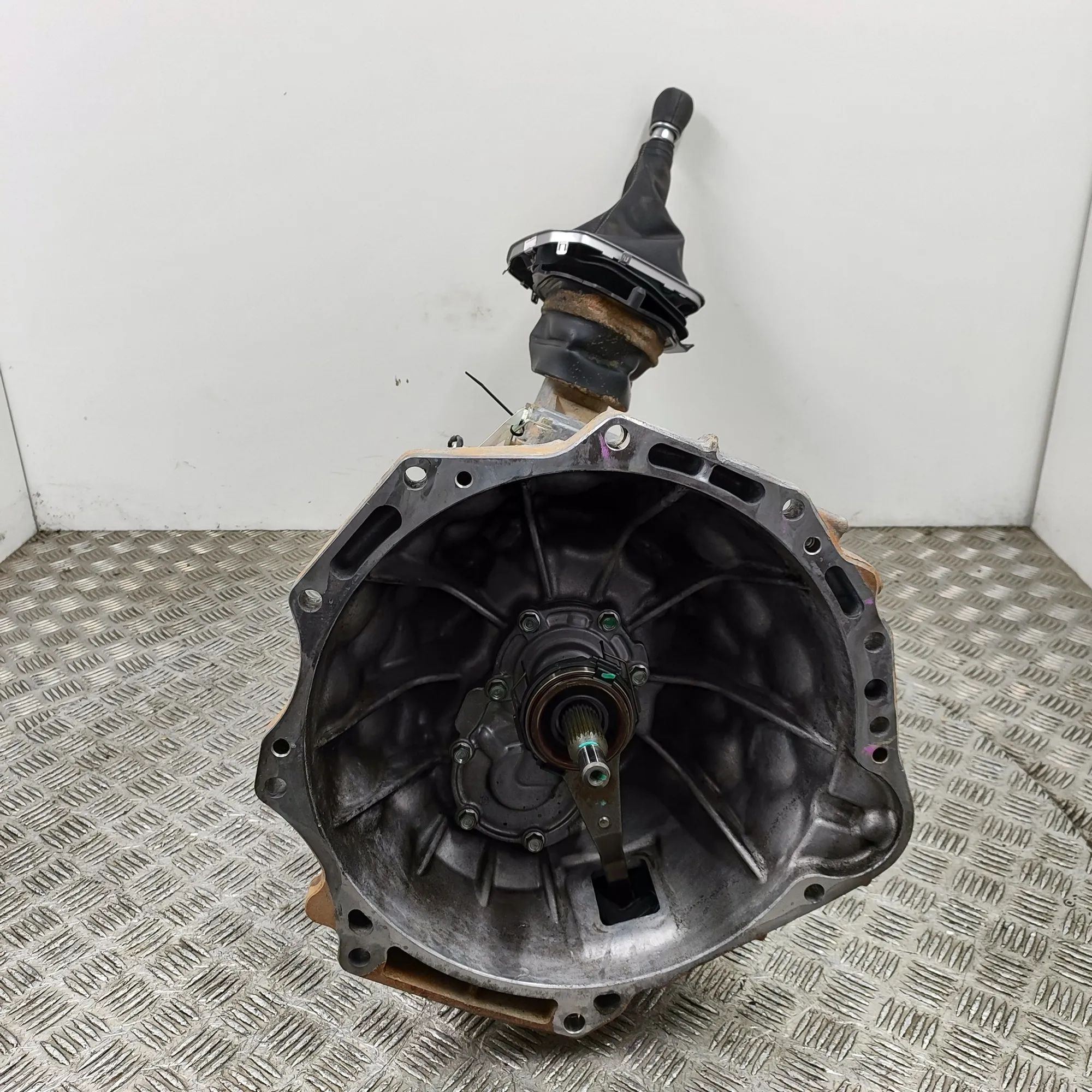 Isuzu  D-Max Gearbox MVL6S Gearbox ISUZU D-MAX (II TFR, TFS) (2012-....