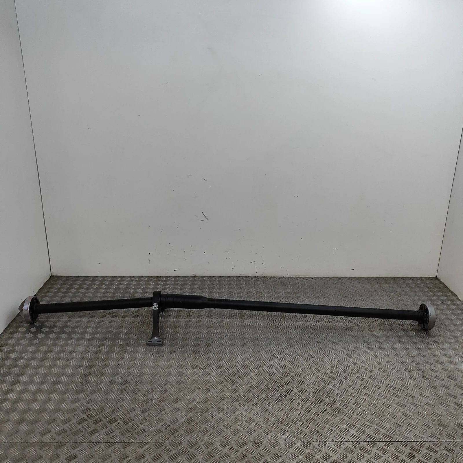 Propshaft Cardan Brand/Model: CUPRA LEON
Year: 2025
Engine: 2000...