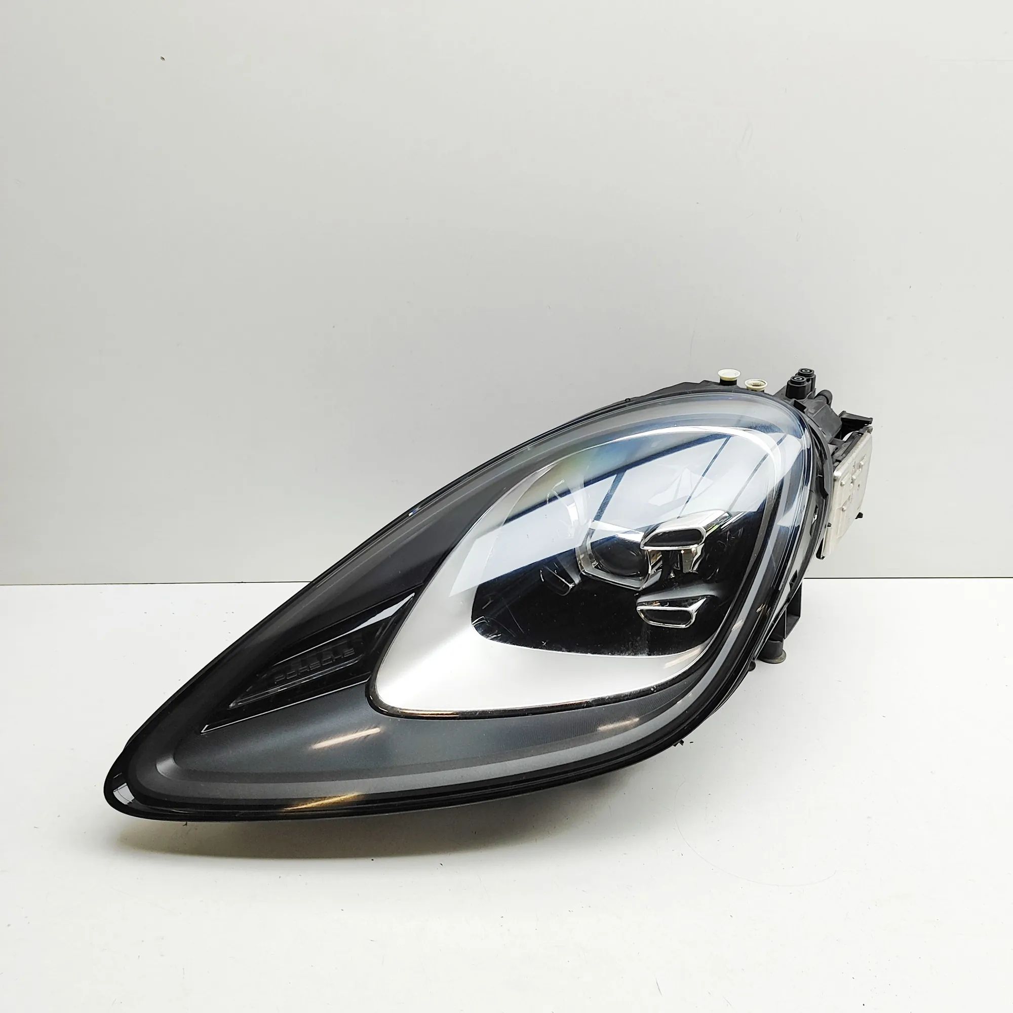 Porsche Cayenne Front Left Headlight 7P5941572AF, 80A907399A, 9Y0941033Q Front Left ...