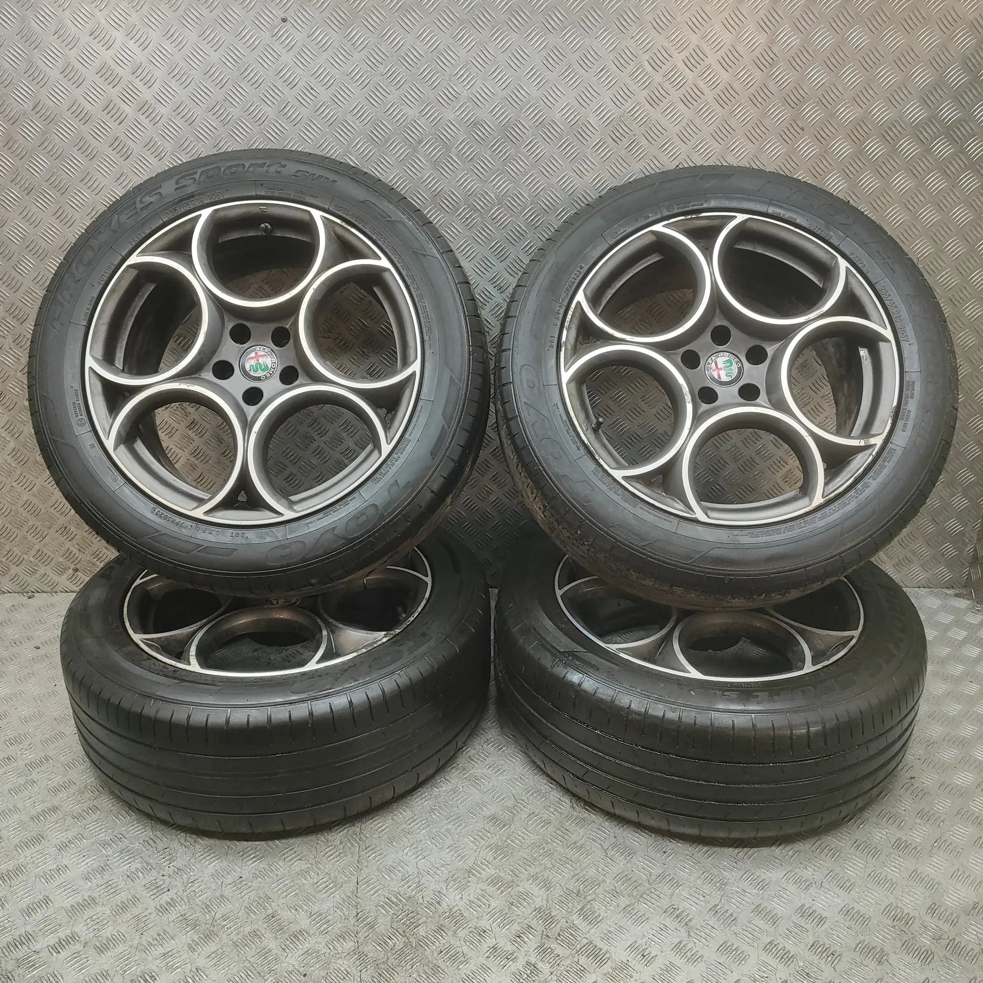 Alfa-Romeo Stelvio Alloy Wheel Set 156117309 Alloy Wheel Set ALFA ROMEO STELVIO (9...