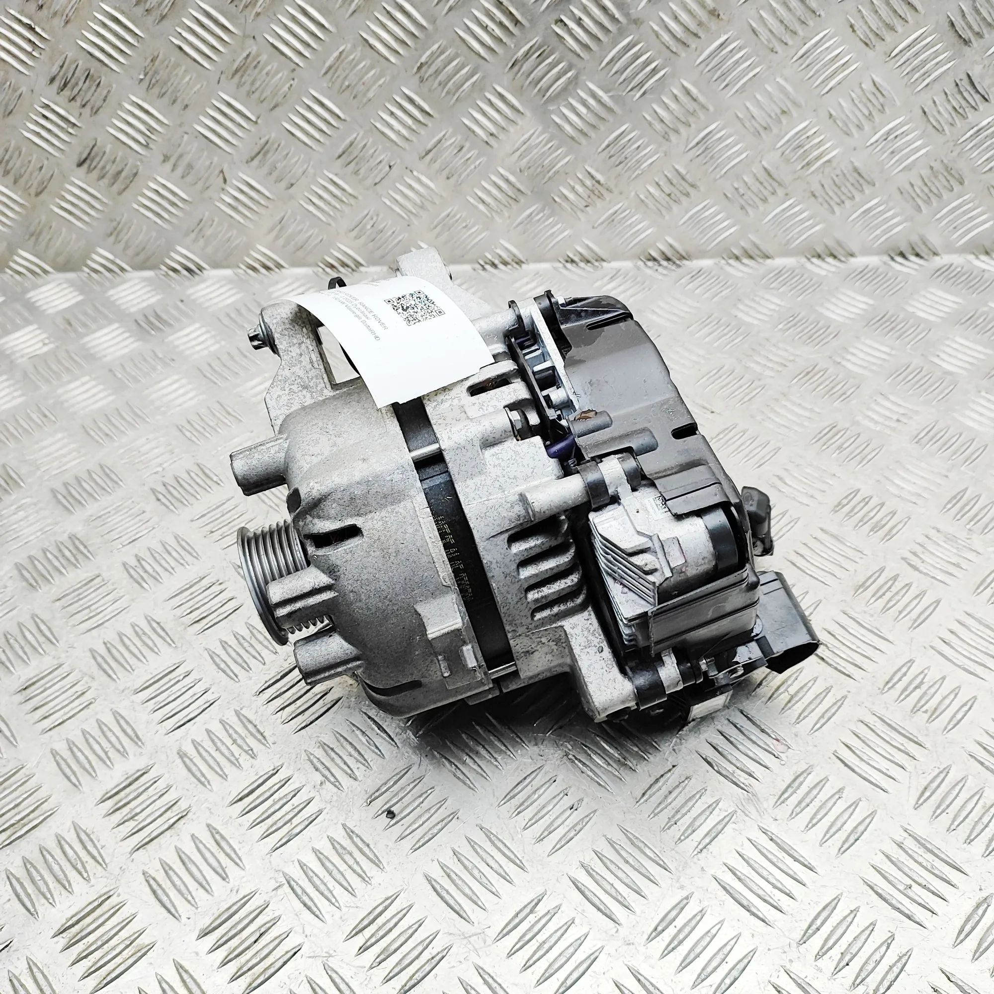 Land Rover Range Rover Evoque Alternator Generator L8A2-11A240-BF Alternator Generator LAND ROVER ...
