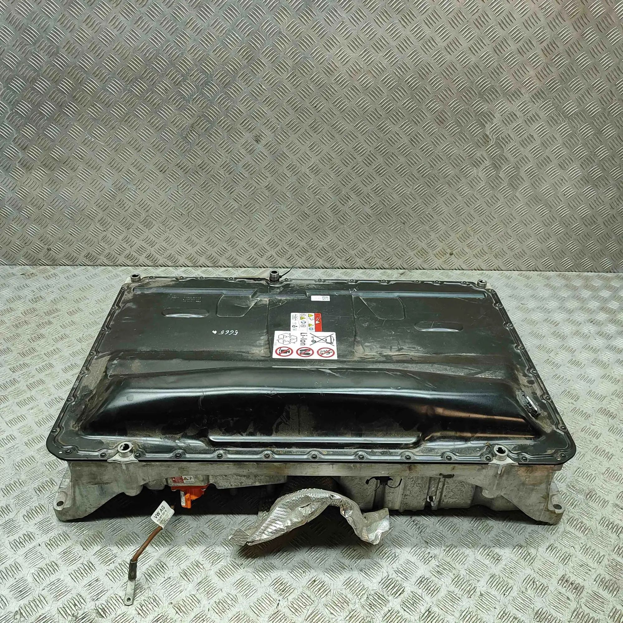 Volkswagen Multivan (T7) аккумулятор 3Q0804841F Battery VW MULTIVAN (T7 STM, STN) (2...