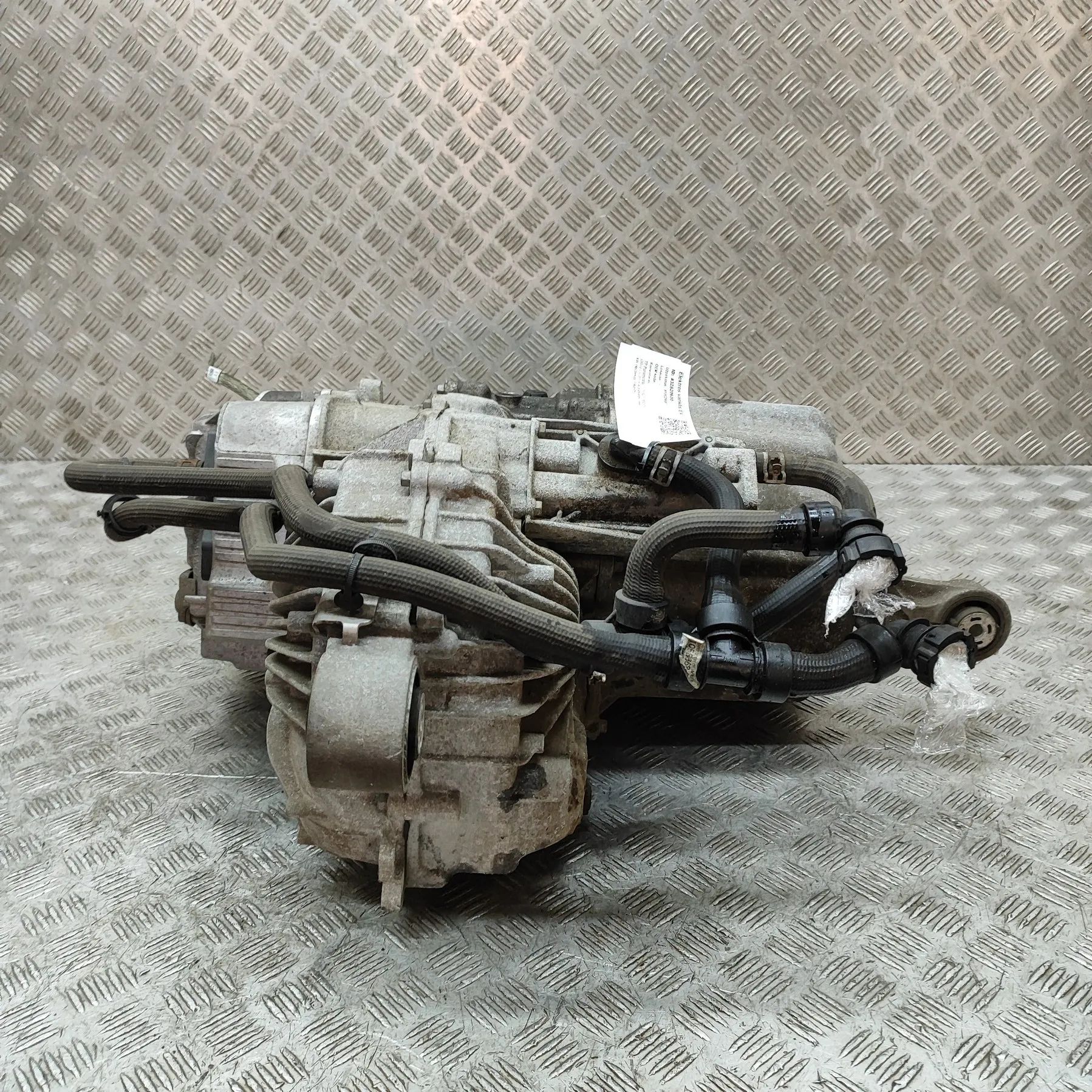 Tesla Model S Electric motor EV 1037000-00-F Electric motor EV TESLA MODEL S (2...