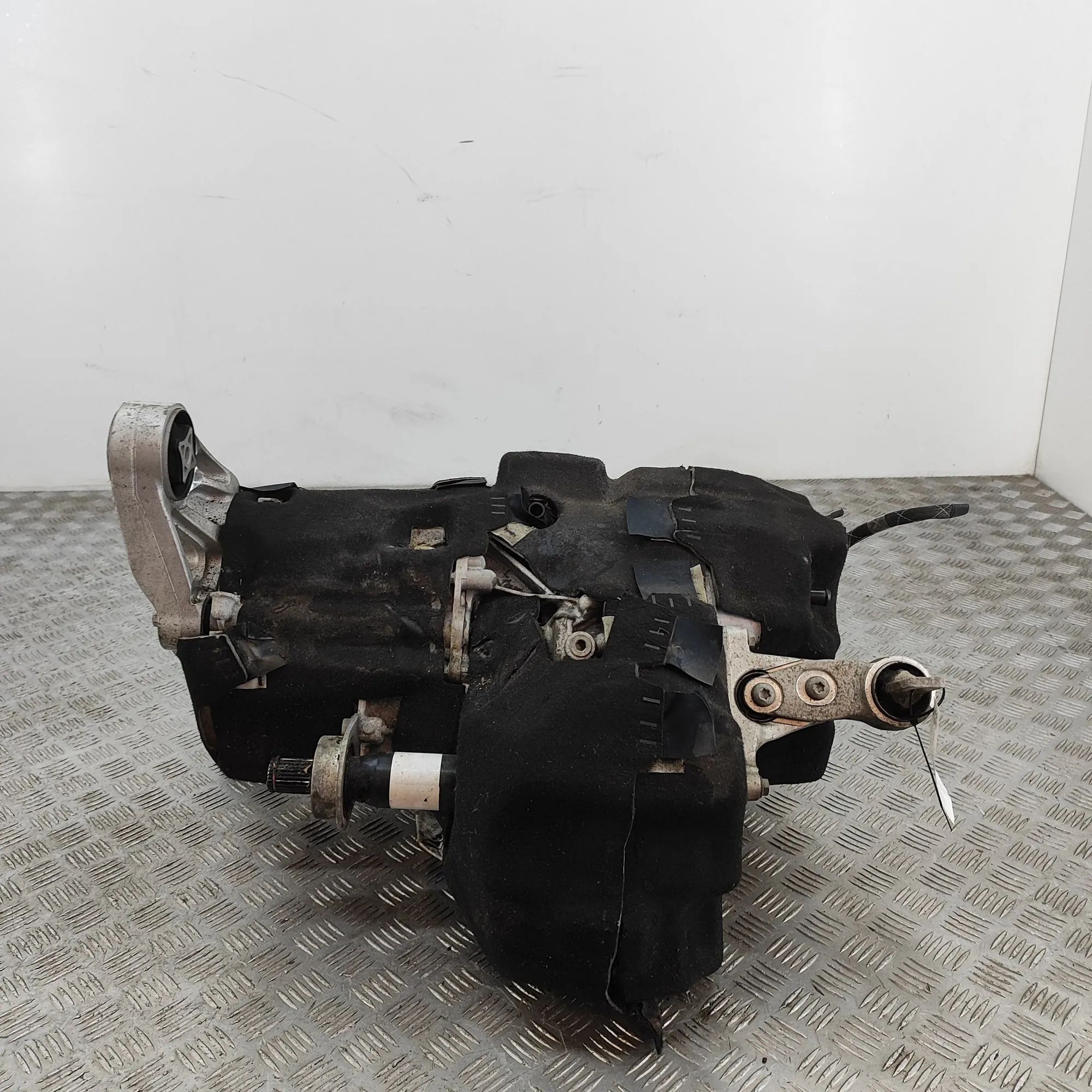 Tesla Model X Electric motor EV 1035267-01-A, 1035000-01-J, 1036287-00-E, 10361...