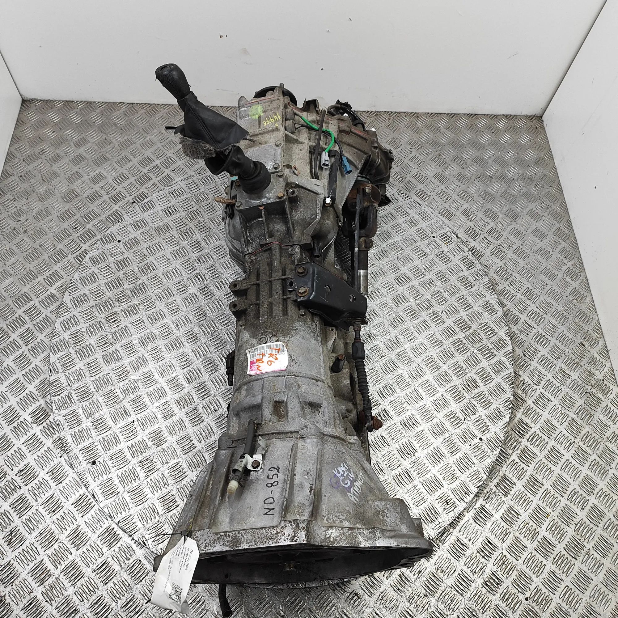 Toyota Land Cruiser 100 Gearbox 30-43LE, 35010-6A100, 35000-6A090 Gearbox TOYOT...