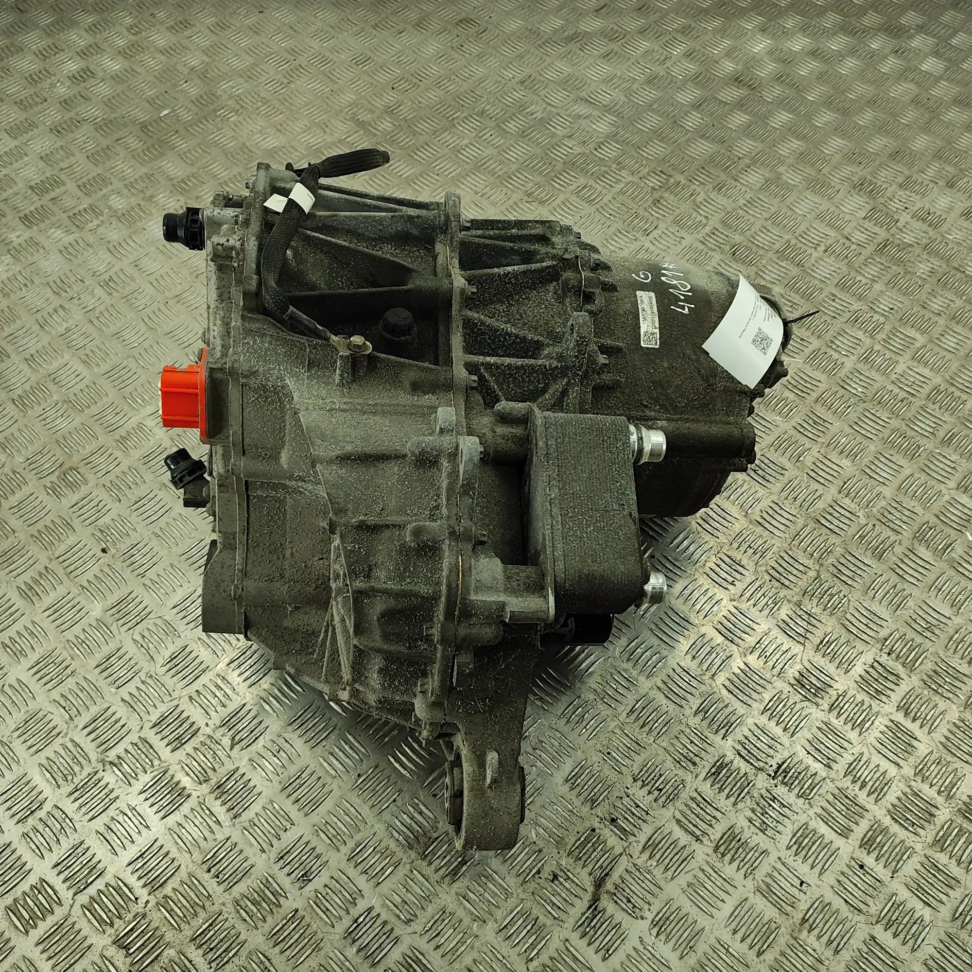 Tesla Model Y Electric motor EV 1085693-20-F, 1587780-00-A Electric motor EV TE...