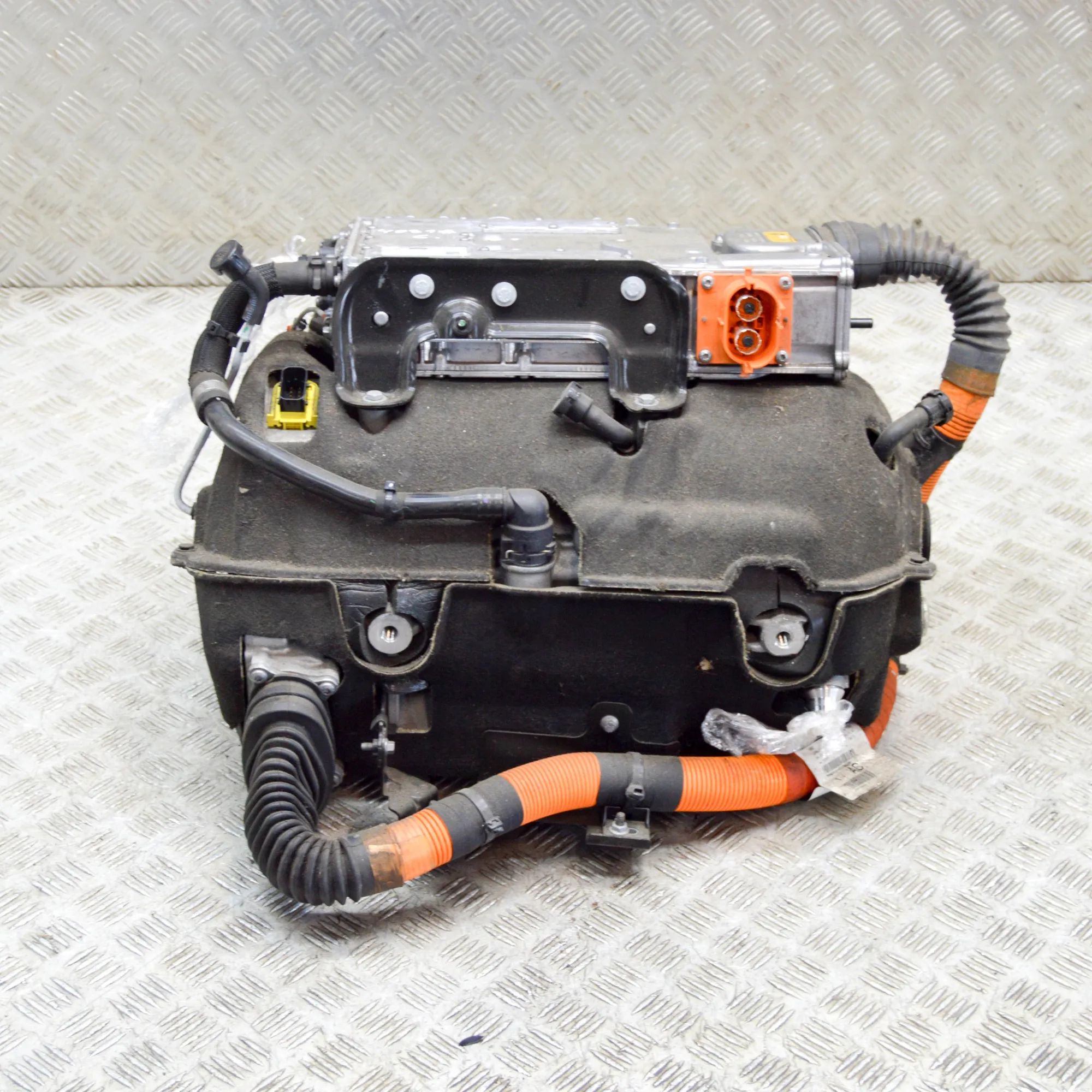 Jaguar I-Pace Electric motor EV J9D3-14K194-AC Electric motor EV JAGUAR I-PACE ...