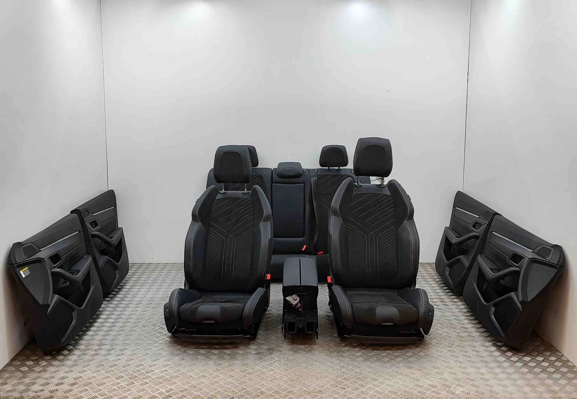 Peugeot 508 Interior Seats W/ Door Cards Kit 1638039580, 1638072780, 9813461080 Interior Sea...