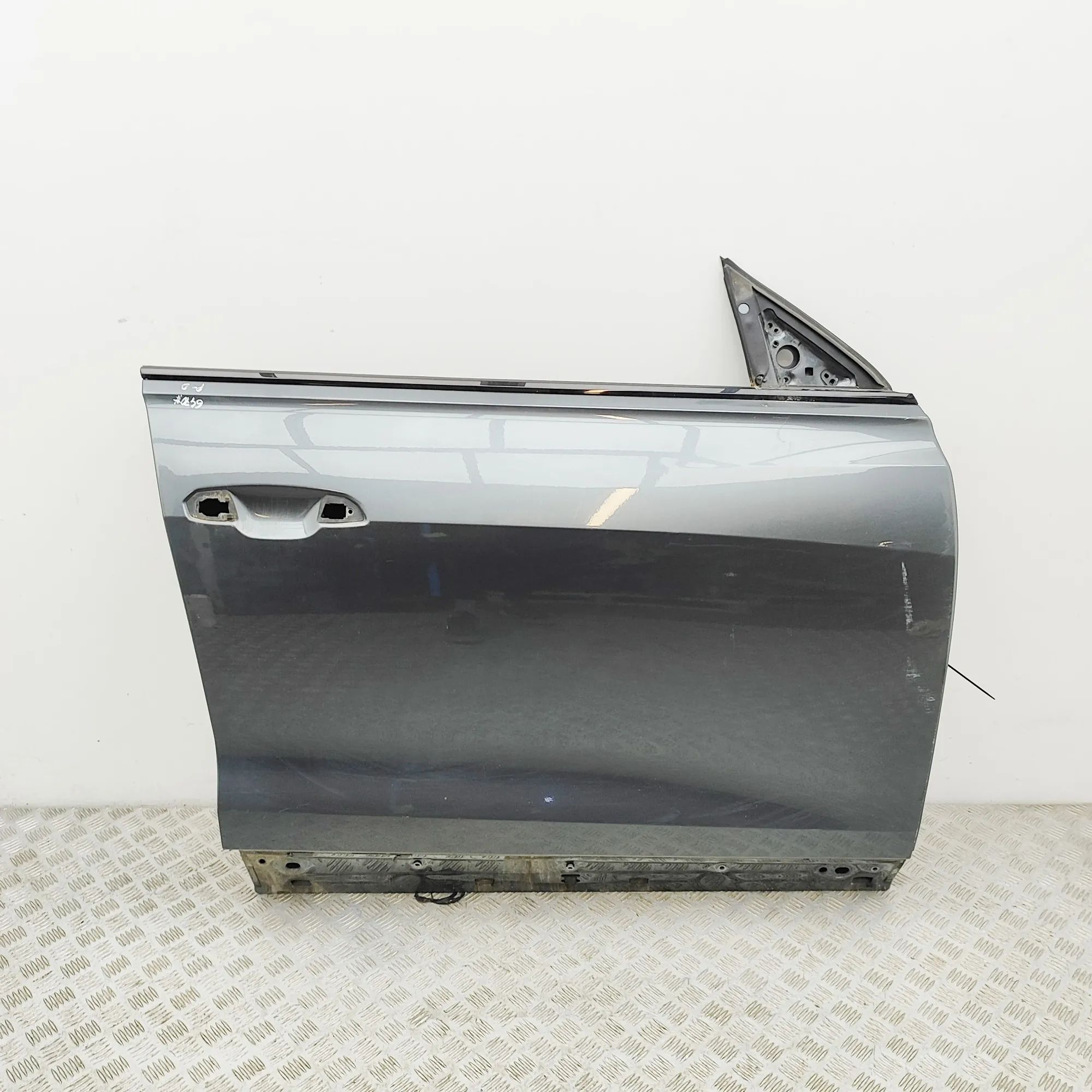 Audi Q8 Front Right Door 4M8837462, 4M8831052C Front Right Door AUDI Q8 ...
