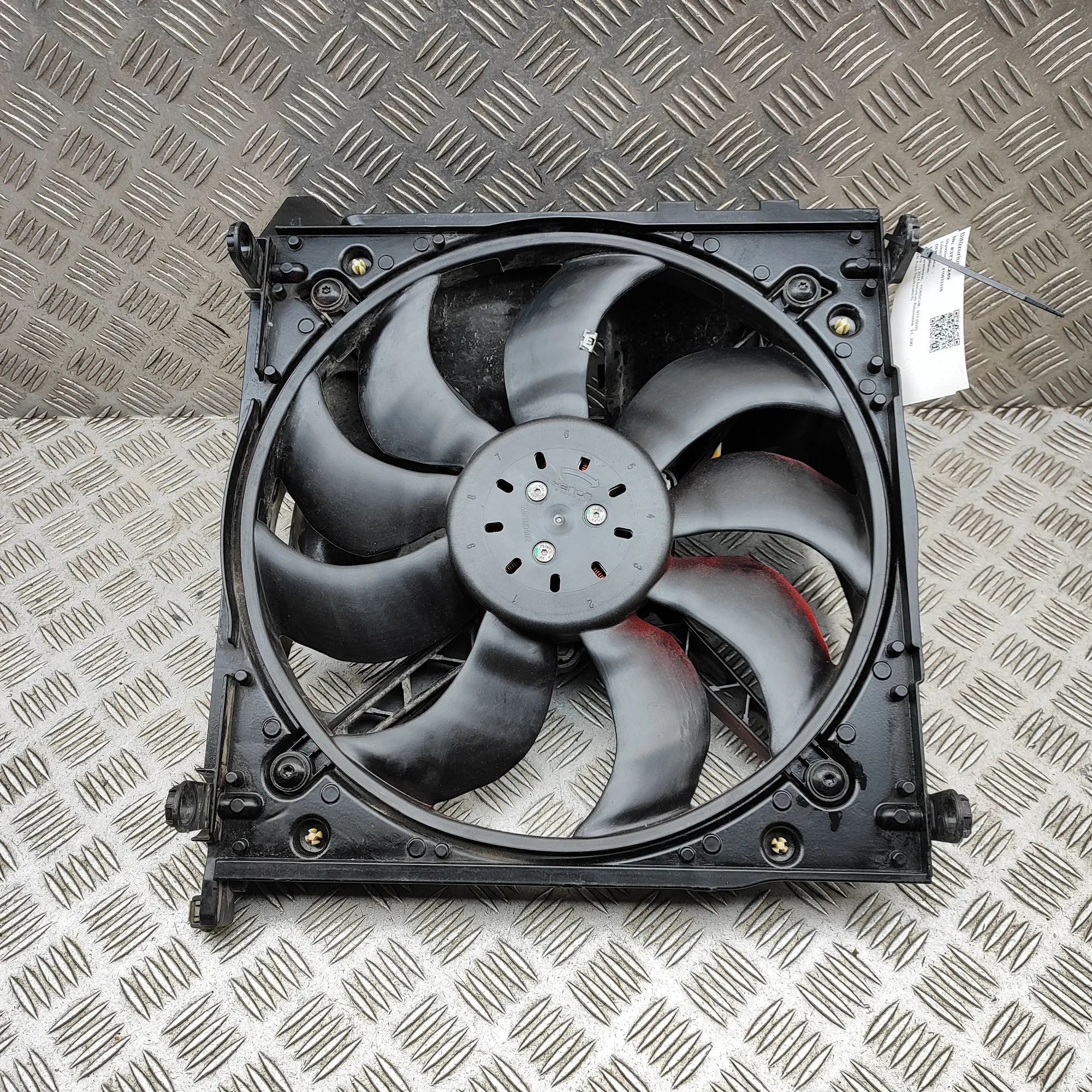 Porsche 911 (992) Engine Cooling Fan Shroud 992121249S, 992959447F Engine Cooling Fan Shrou...