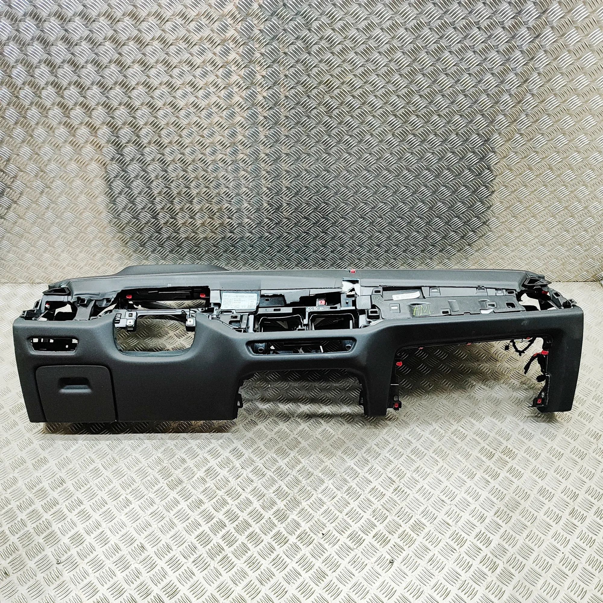 BMW X5 (G05) Dashboard 9633581 Dashboard BMW X5 (G05) (2018-...)

Part...