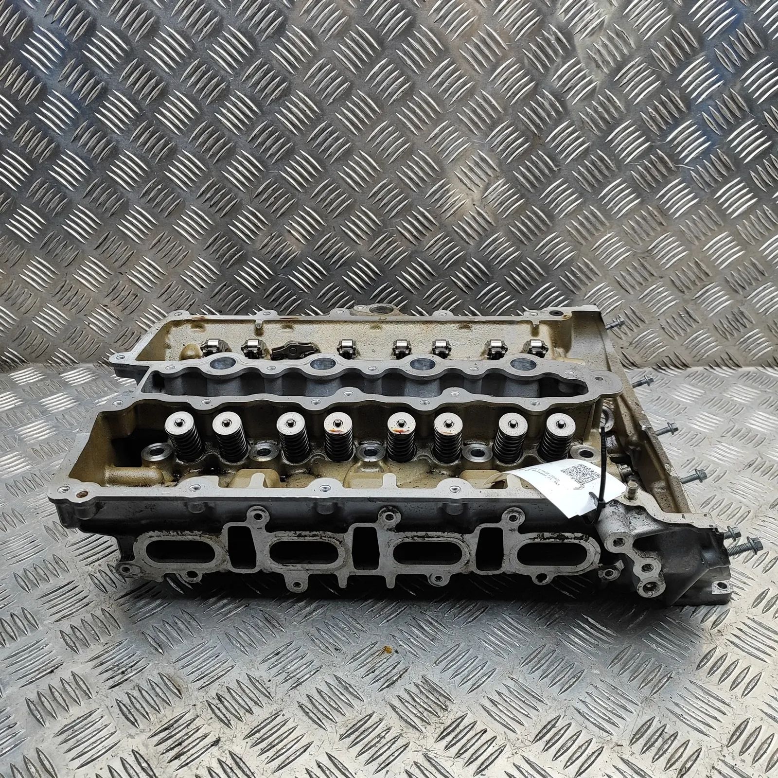 Jaguar E-Pace Engine Cylinder Head H4P3-6090-AA Engine Cylinder Head JAGUAR E-PACE...