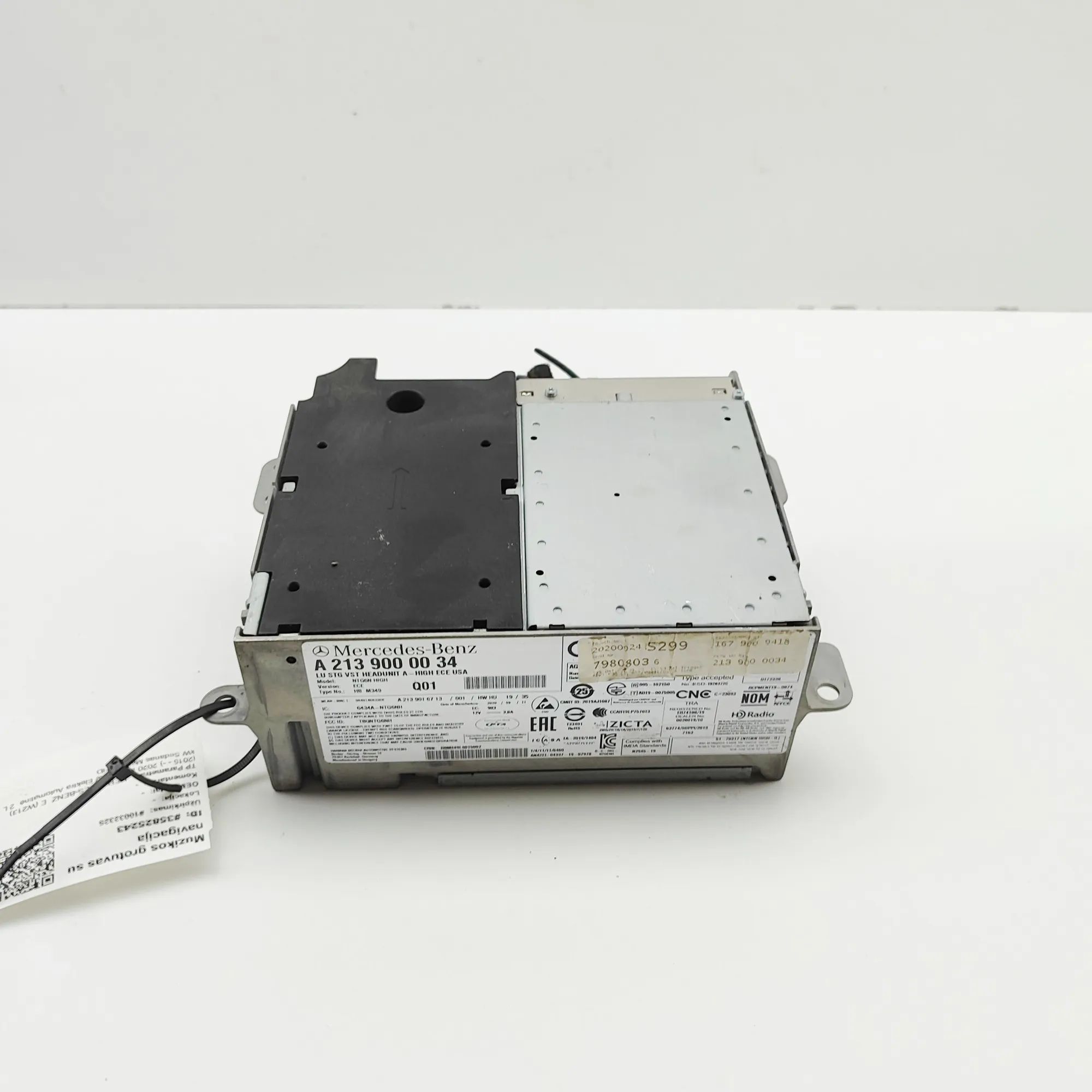 Mercedes-Benz A (W177) Music Navi CD Radio Player Head Unit A2139016713, A2139000034 Music Navi CD Radio Pl...
